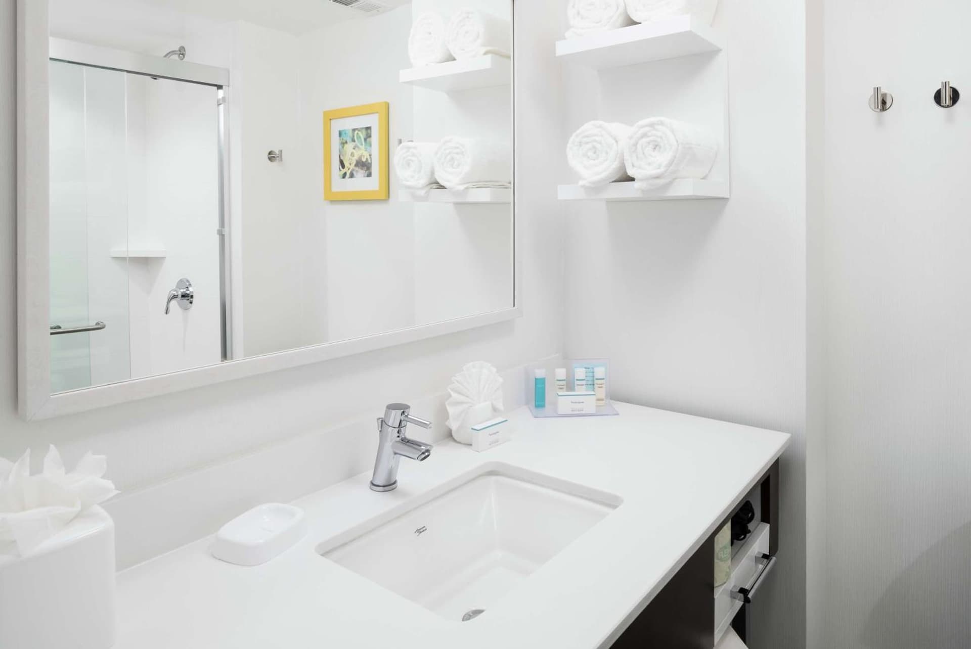 Hampton Inn Los Angeles Santa Clarita gallery photo in Santa Clarita, CA — image 4