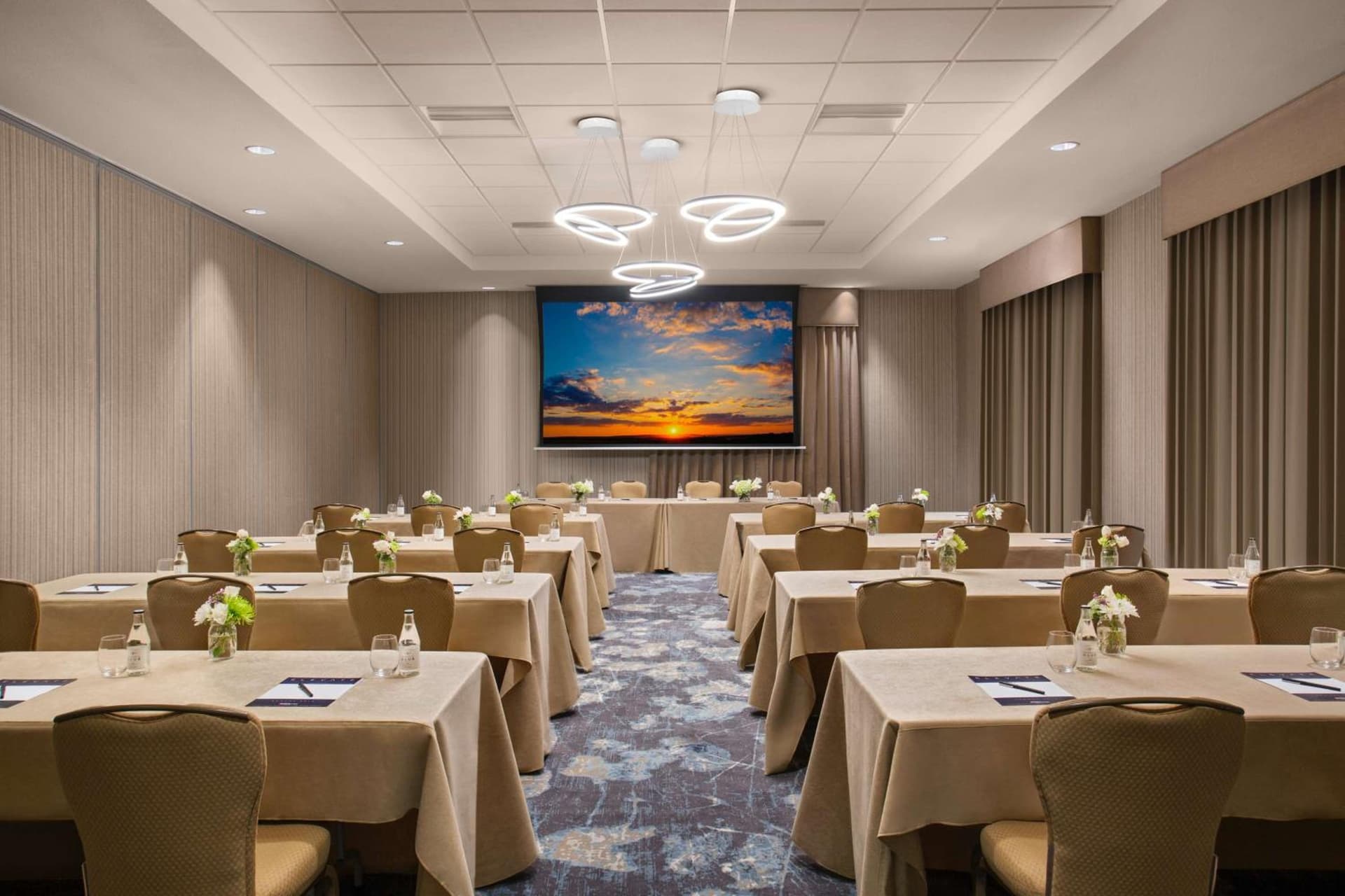 Hilton Garden Inn Lubbock gallery photo in Lubbock, TX — image 18
