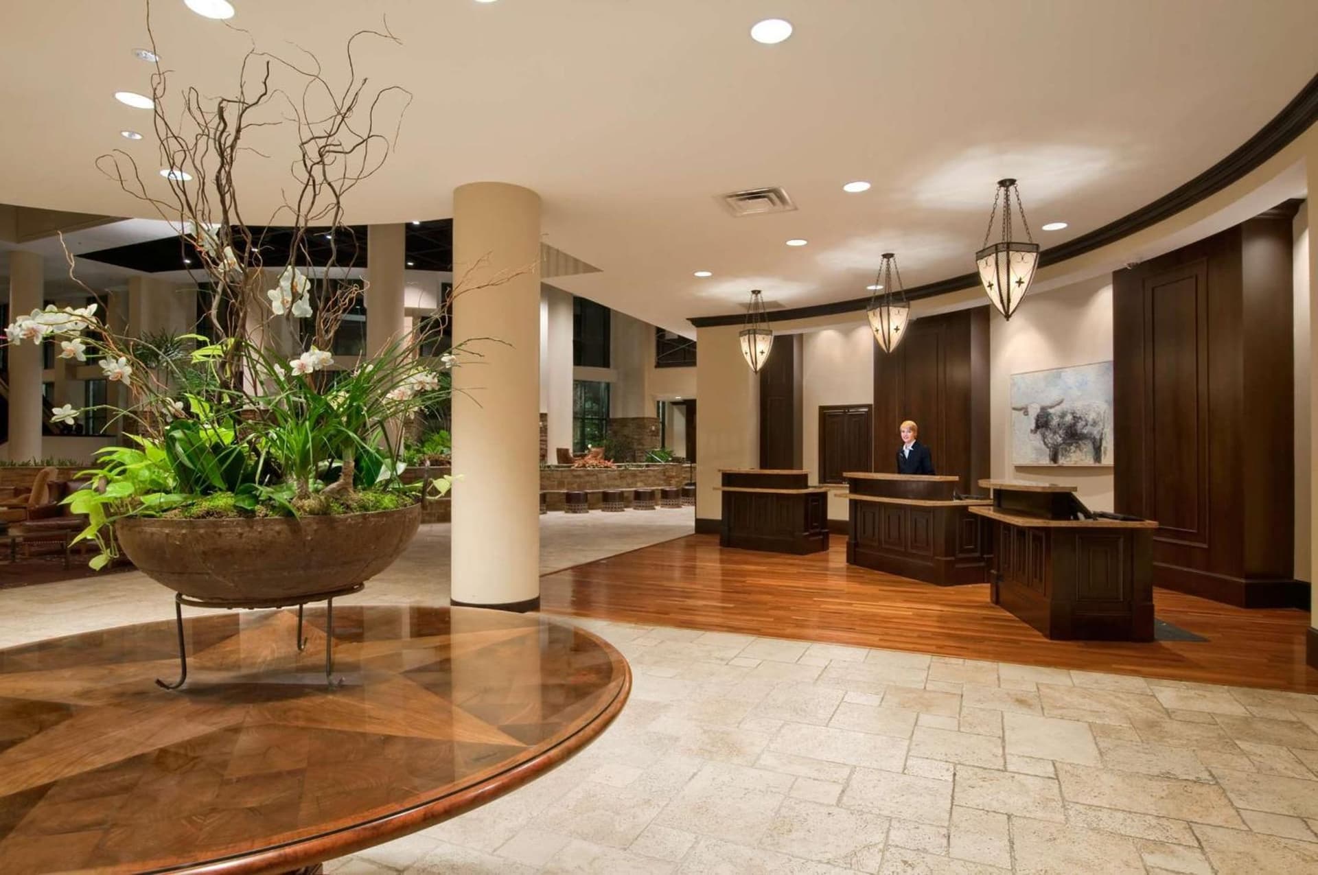 Embassy Suites San Antonio Riverwalk-Downtown interior in San Antonio, TX — gallery photo 2
