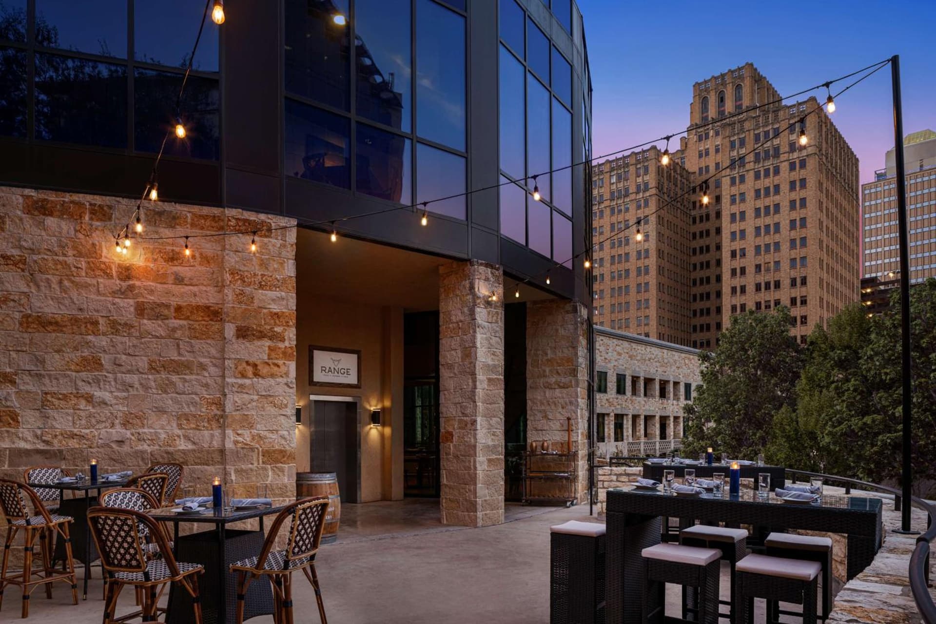 Embassy Suites San Antonio Riverwalk-Downtown gallery photo in San Antonio, TX — image 40