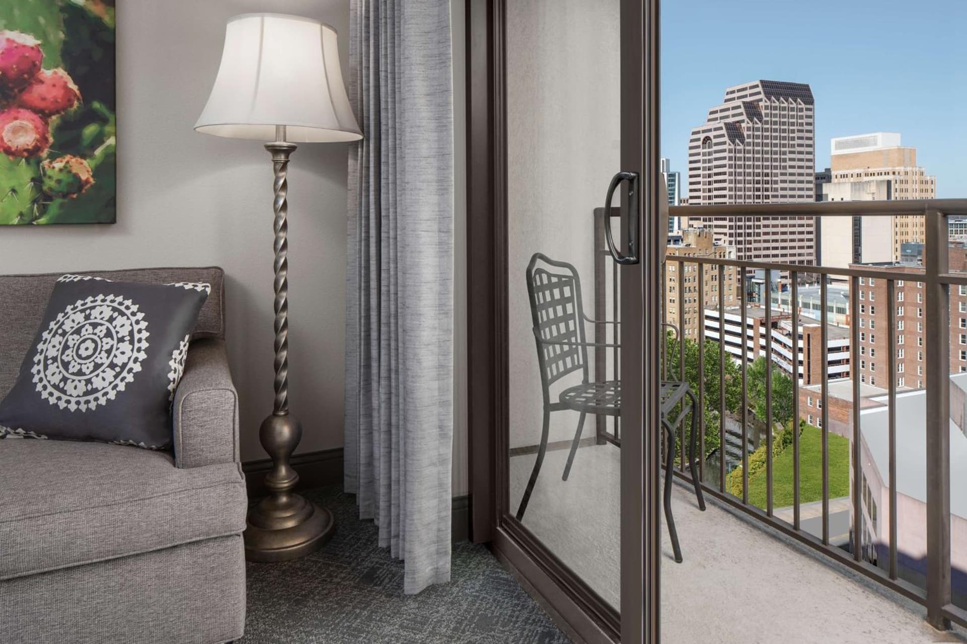 Embassy Suites San Antonio Riverwalk-Downtown gallery photo in San Antonio, TX — image 49