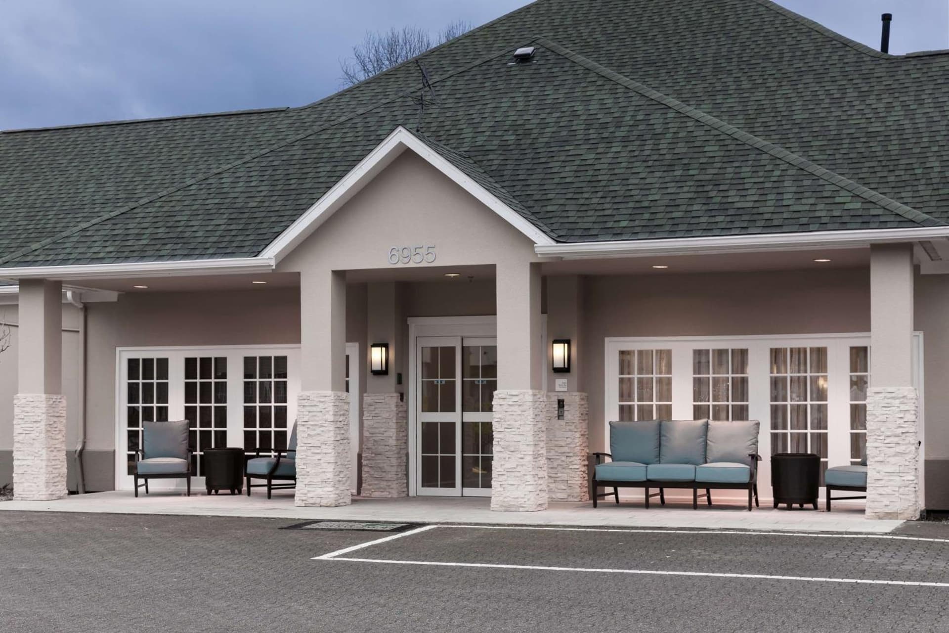 Homewood Suites by Hilton Seattle-Tacoma Airport/Tukwila featured exterior or lobby in Tukwila, WA — similar hotel