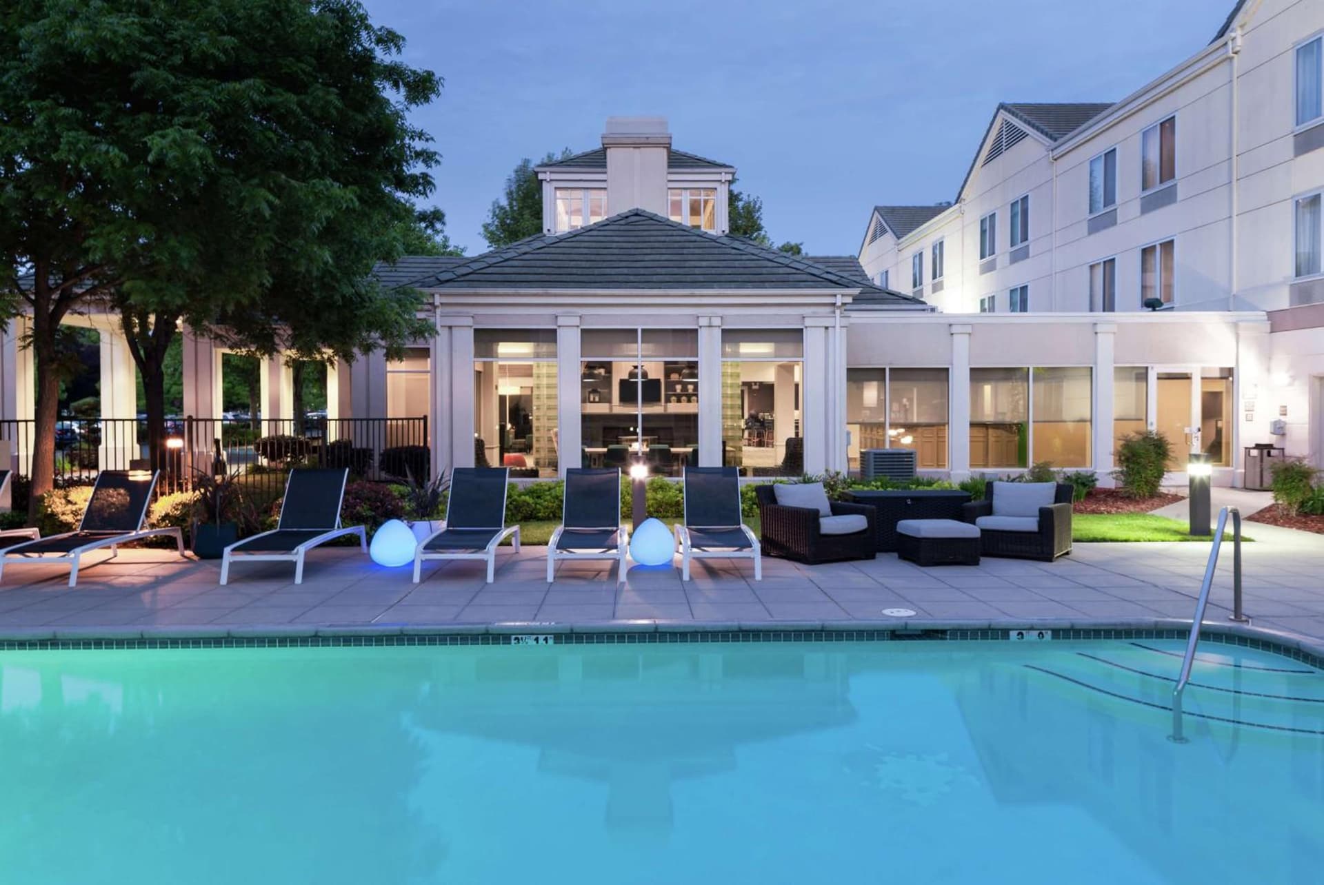 Hilton Garden Inn Sacramento/South Natomas property views in Sacramento, CA — gallery photo 3