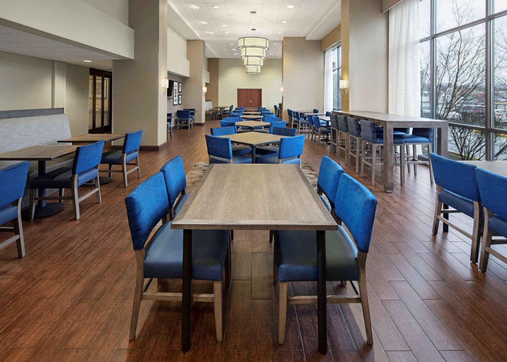 Hampton Inn & Suites Alexandria Old Town Area South gallery photo in Alexandria, VA — image 55