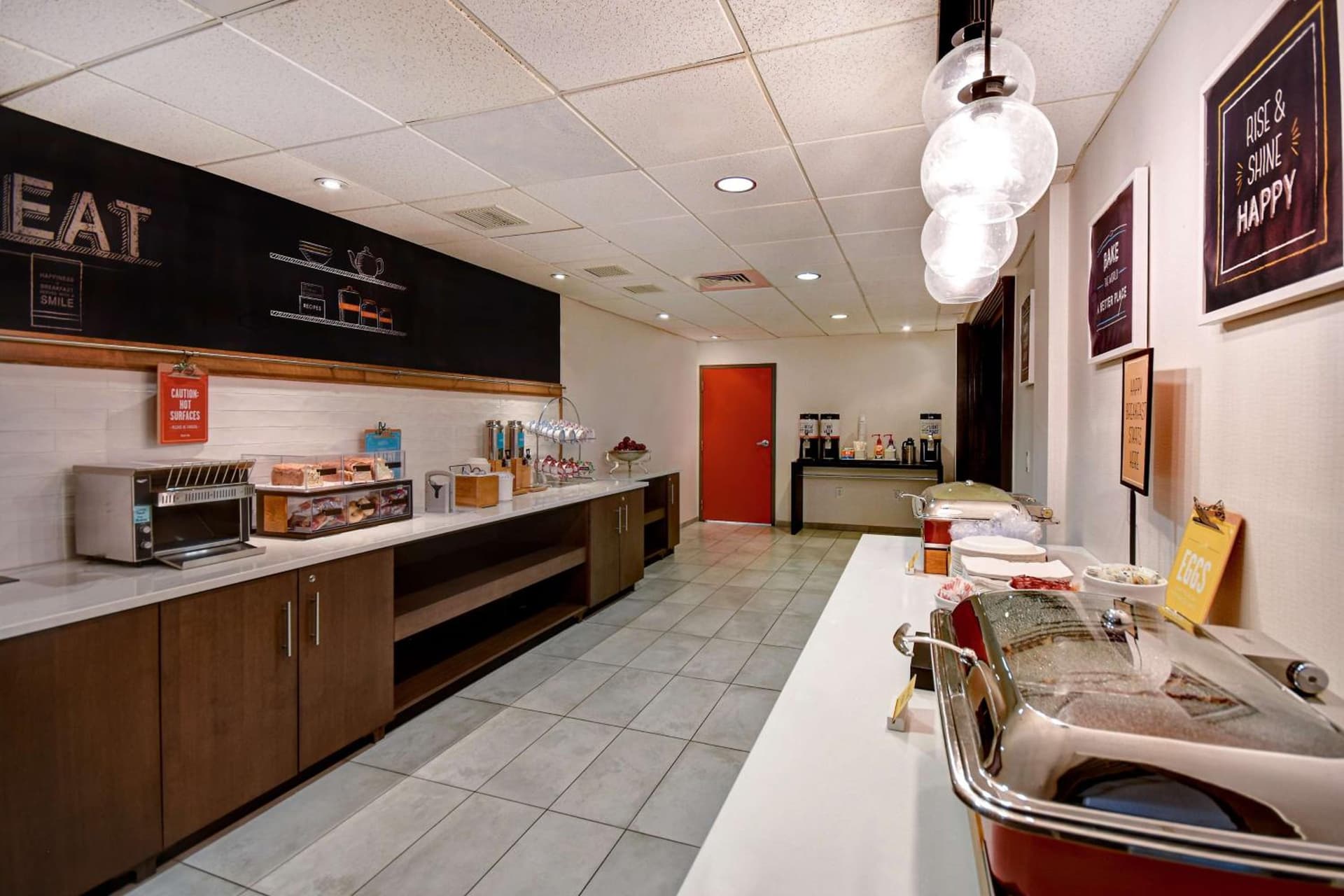 Hampton Inn & Suites Alexandria Old Town Area South gallery photo in Alexandria, VA — image 7
