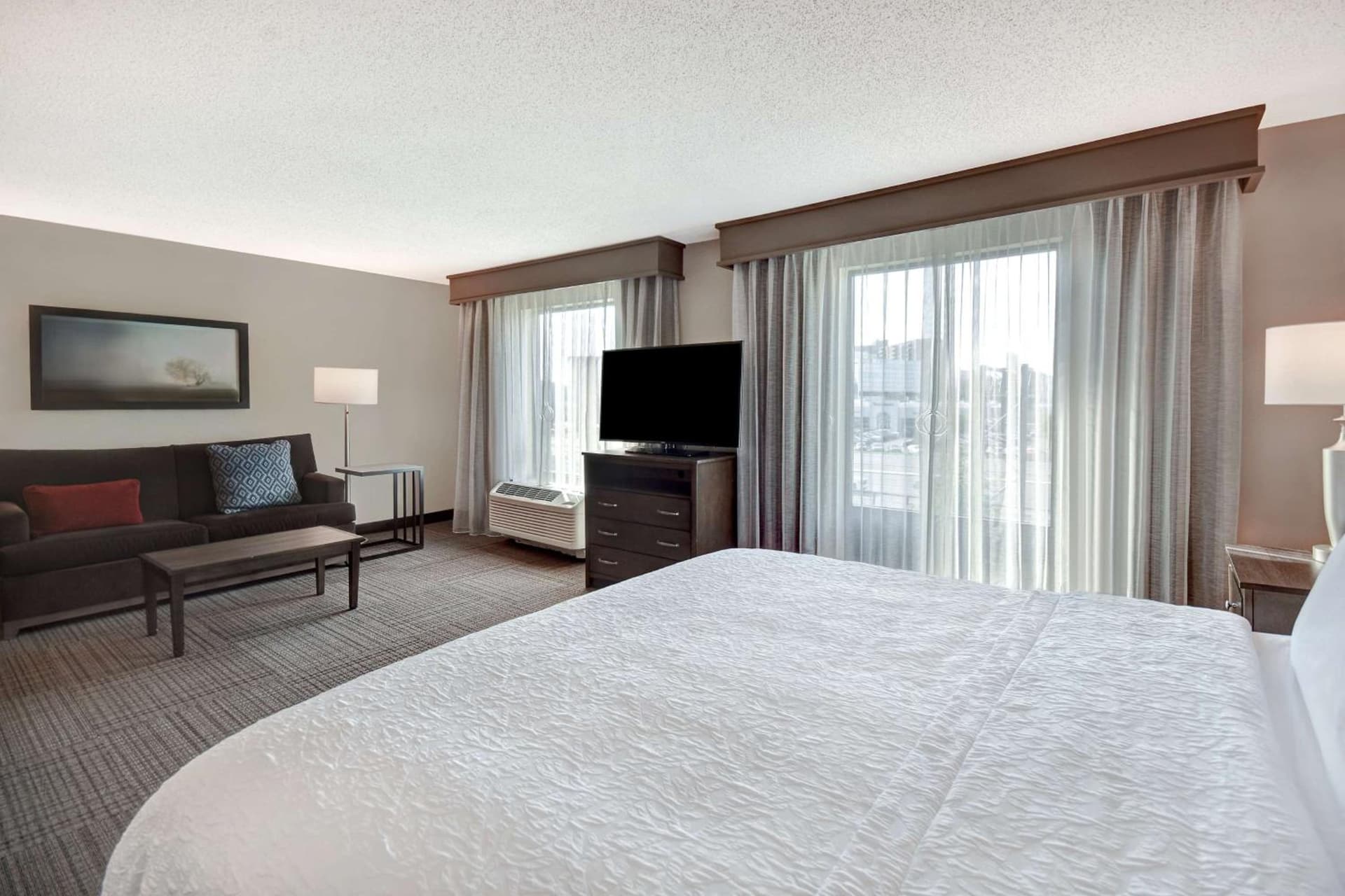 Hampton Inn & Suites Alexandria Old Town Area South gallery photo in Alexandria, VA — image 16