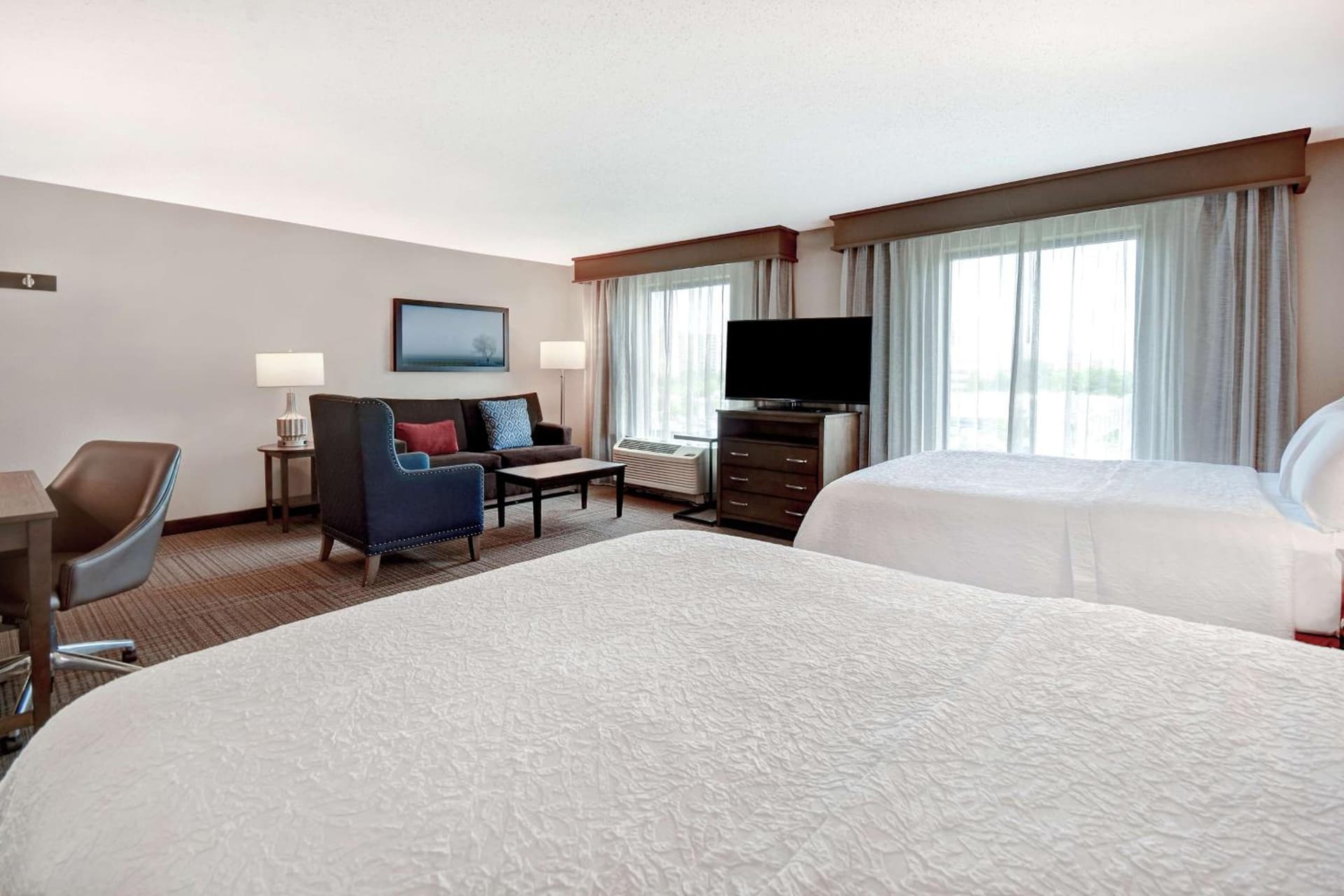 Hampton Inn & Suites Alexandria Old Town Area South gallery photo in Alexandria, VA — image 28