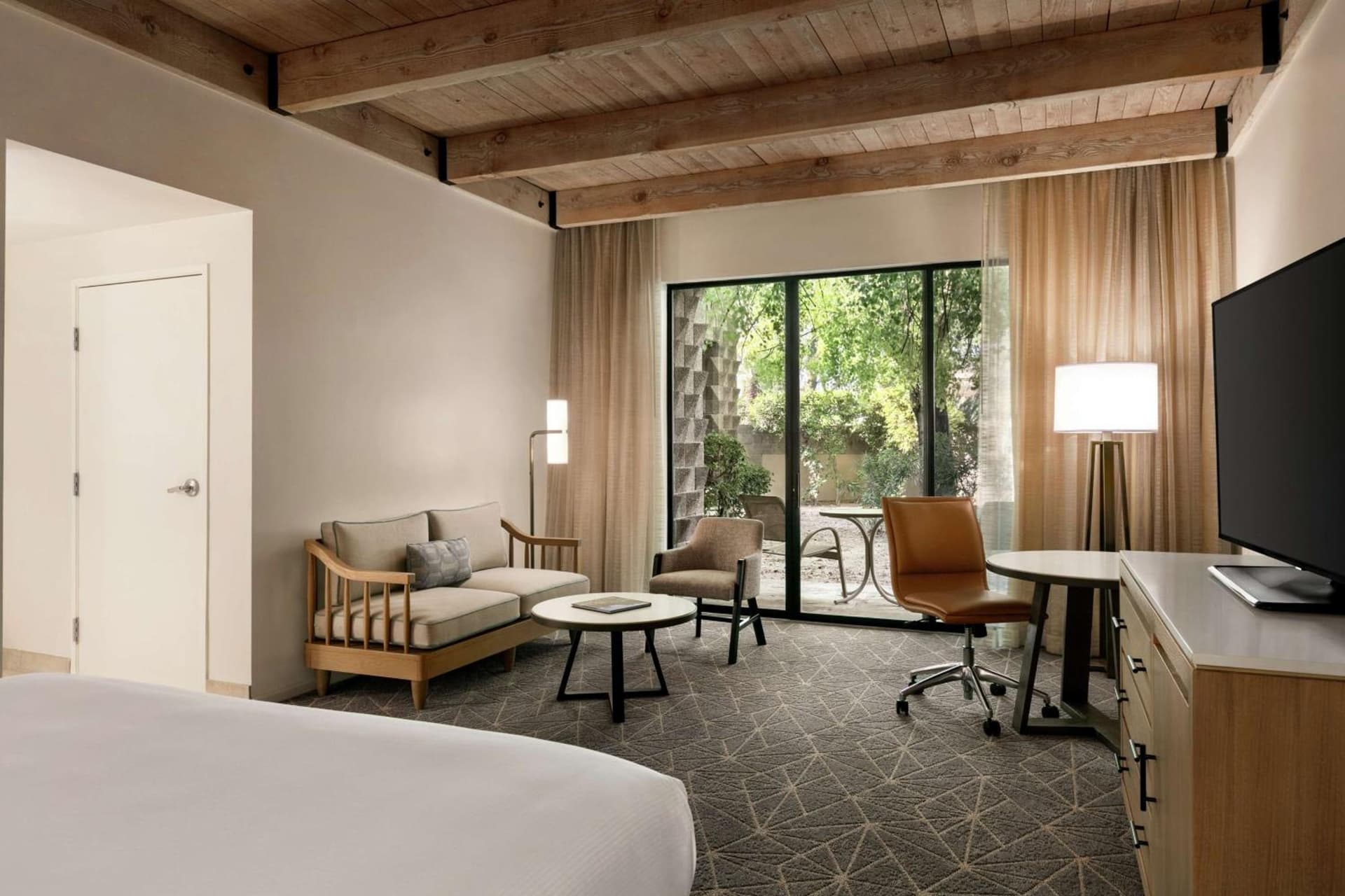 DoubleTree by Hilton Paradise Valley Resort Scottsdale gallery photo in Scottsdale, AZ — image 119