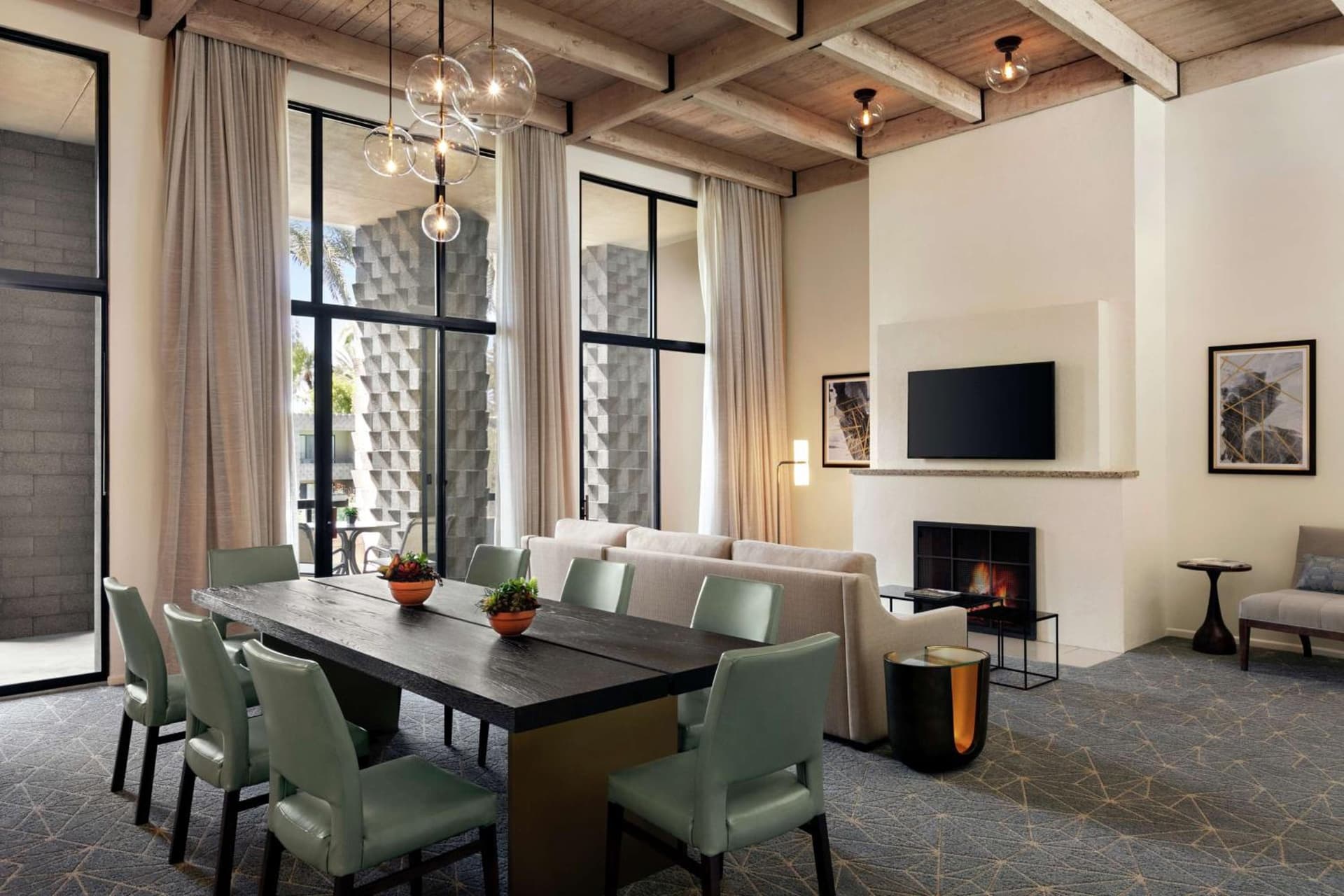 DoubleTree by Hilton Paradise Valley Resort Scottsdale gallery photo in Scottsdale, AZ — image 109
