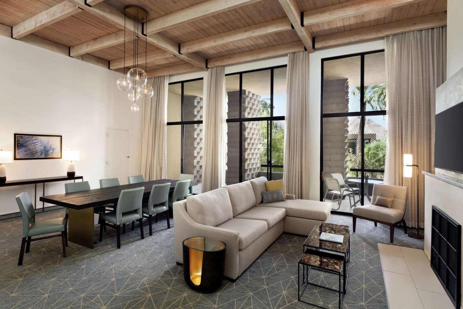 DoubleTree by Hilton Paradise Valley Resort Scottsdale gallery photo in Scottsdale, AZ — image 118