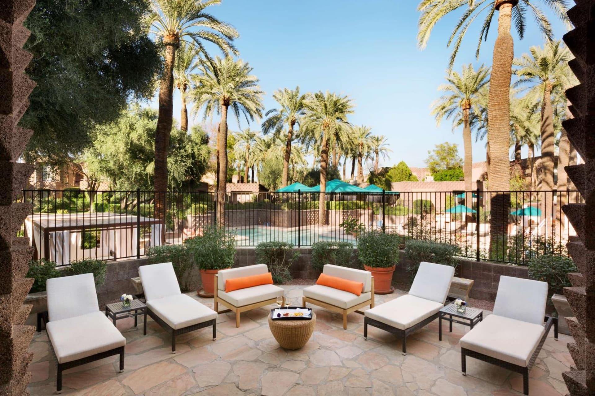 DoubleTree by Hilton Paradise Valley Resort Scottsdale gallery photo in Scottsdale, AZ — image 112