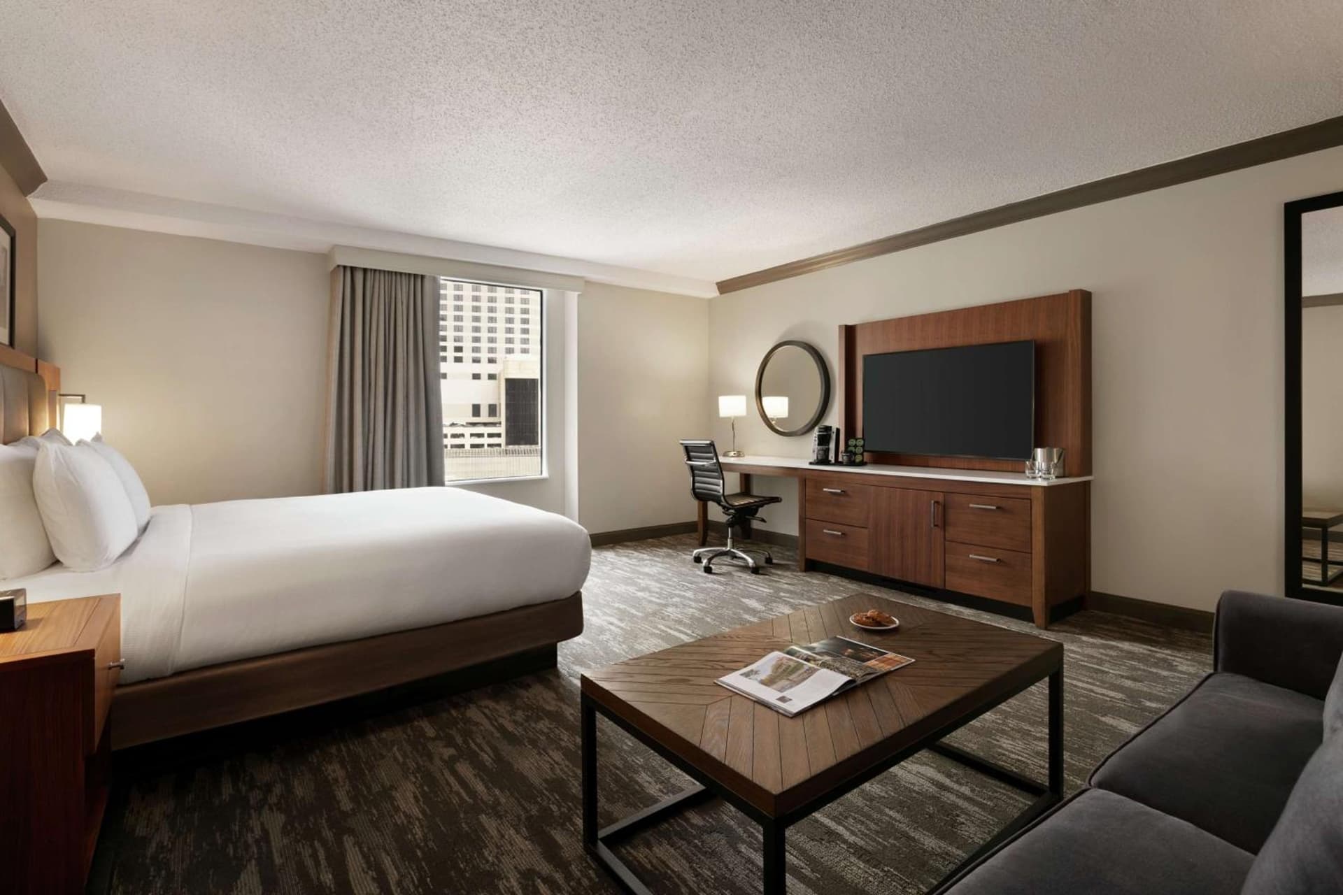DoubleTree by Hilton New Orleans property views in New Orleans, LA — gallery photo 3
