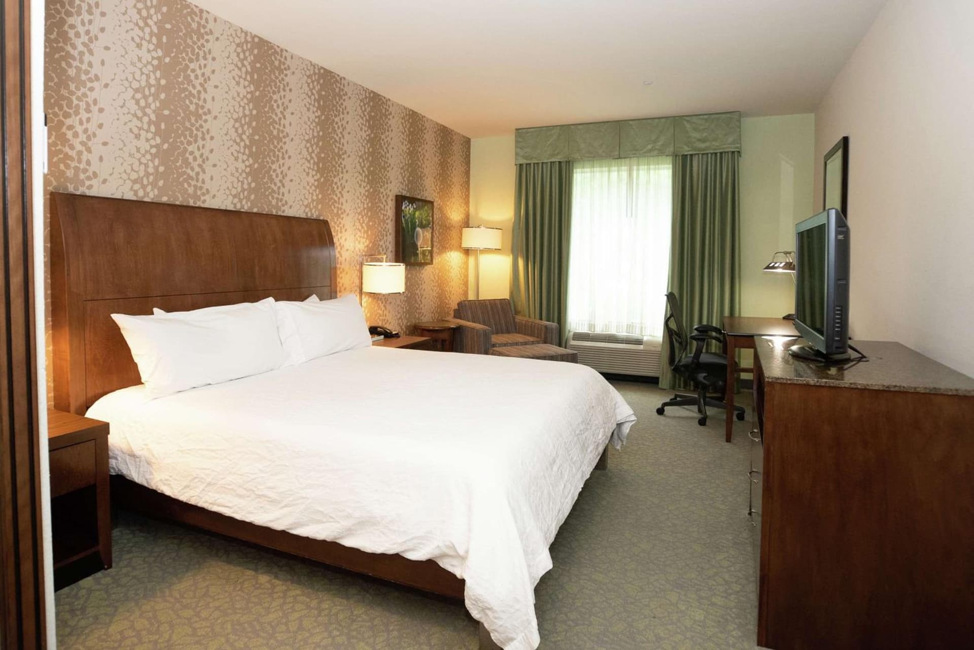 Hilton Garden Inn Covington/Mandeville gallery photo in Covington, LA — image 42