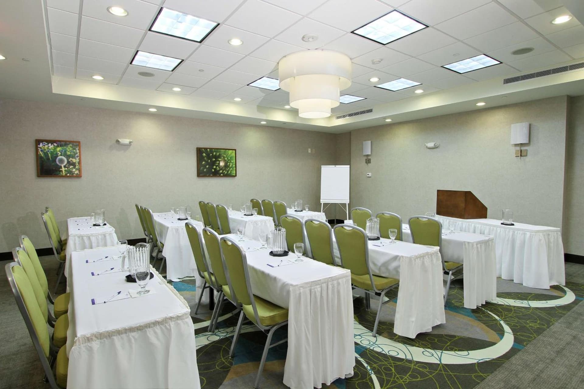 Hilton Garden Inn Covington/Mandeville gallery photo in Covington, LA — image 35