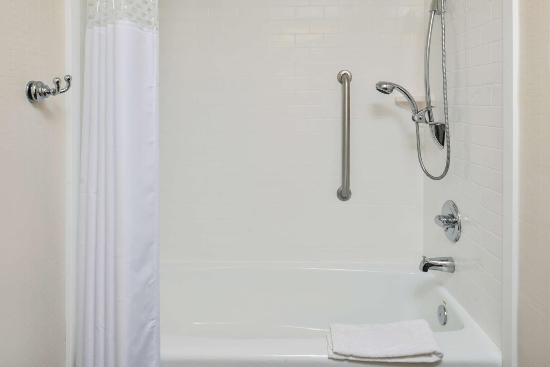Hampton Inn Vero Beach Outlets gallery photo in Vero Beach, FL — image 14