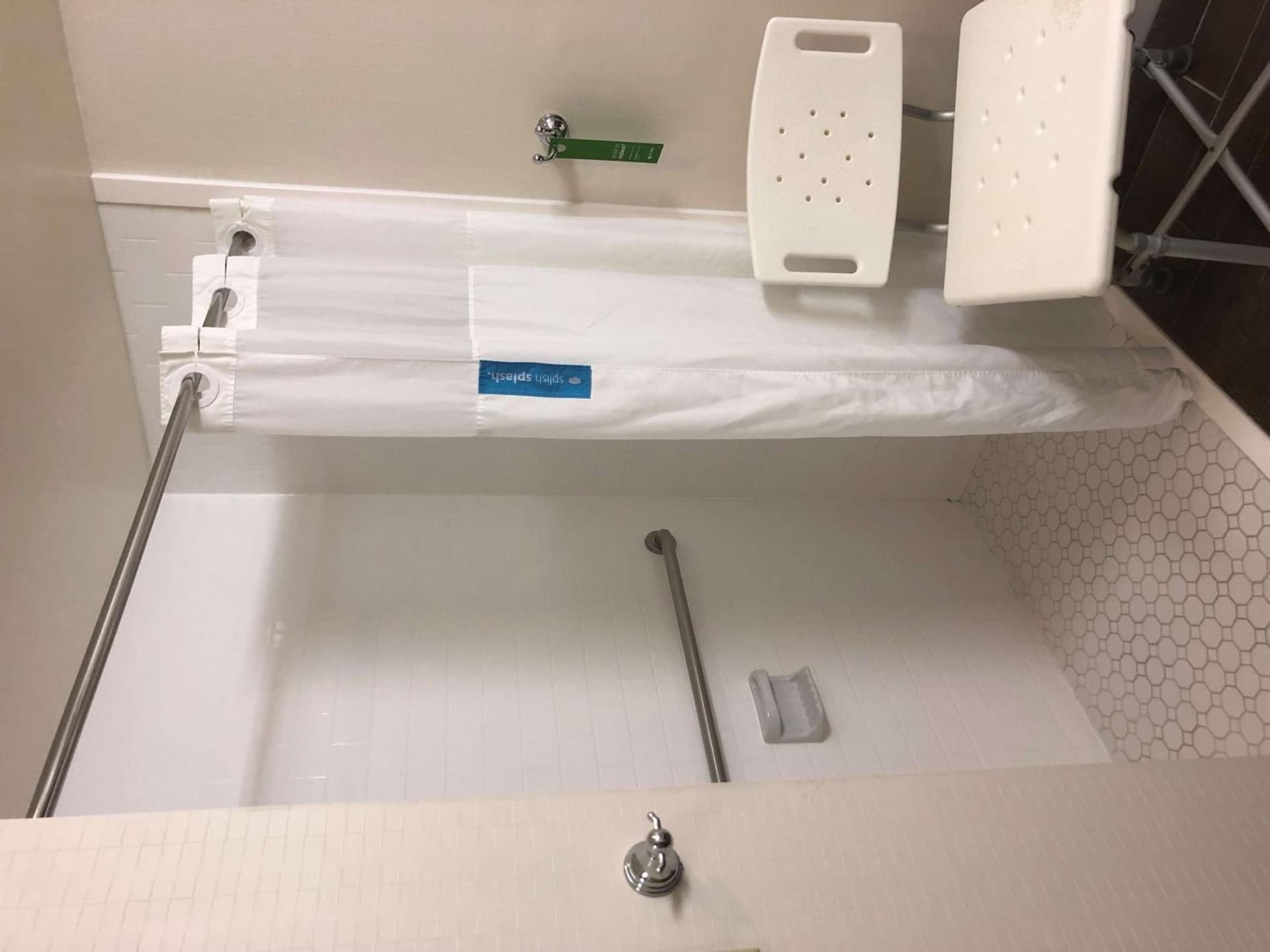 Hampton Inn Vero Beach Outlets gallery photo in Vero Beach, FL — image 12