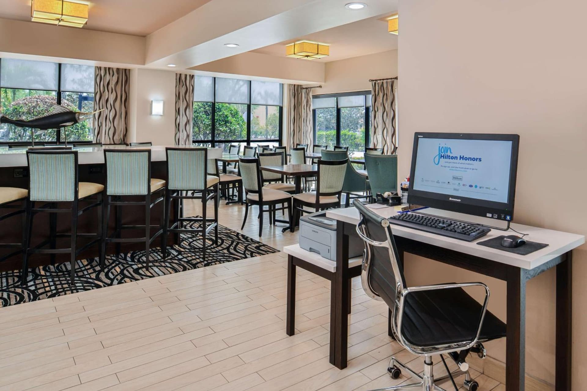 Hampton Inn Vero Beach Outlets interior in Vero Beach, FL — gallery photo 2