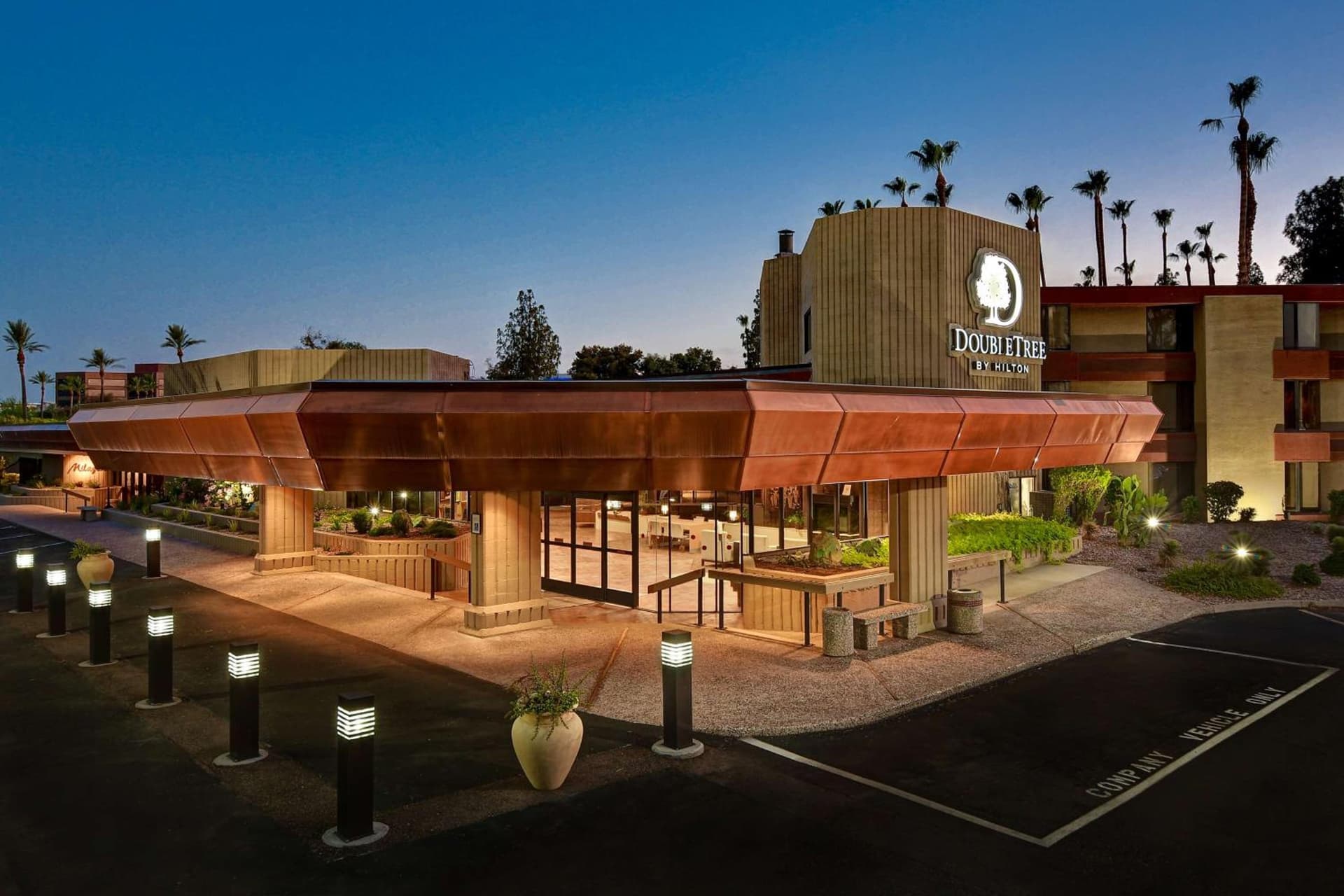 DoubleTree by Hilton Phoenix- Tempe — hotel in Tempe, Arizona