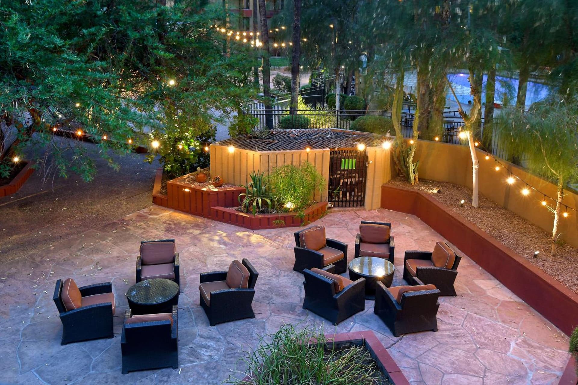 DoubleTree by Hilton Phoenix- Tempe property views in Tempe, AZ — gallery photo 3