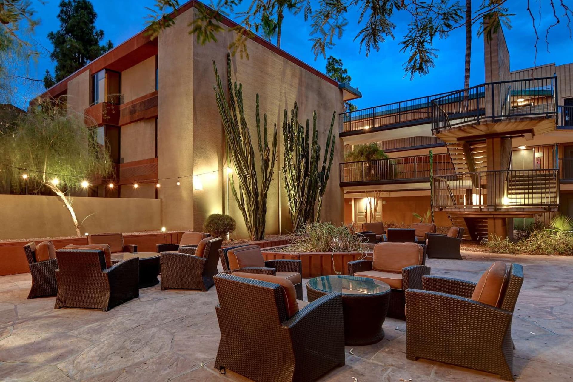 DoubleTree by Hilton Phoenix- Tempe gallery photo in Tempe, AZ — image 14