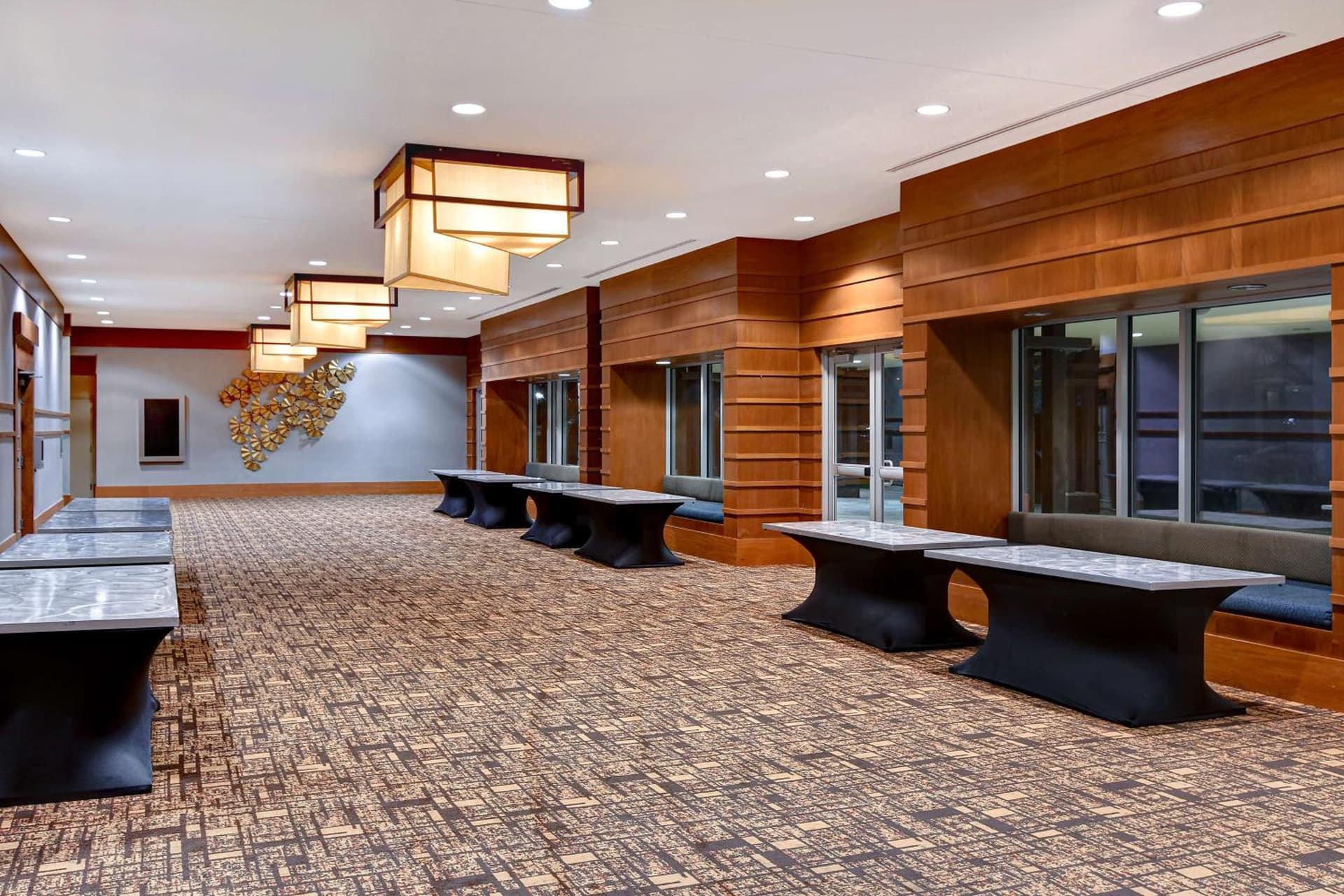 DoubleTree by Hilton Phoenix- Tempe gallery photo in Tempe, AZ — image 4