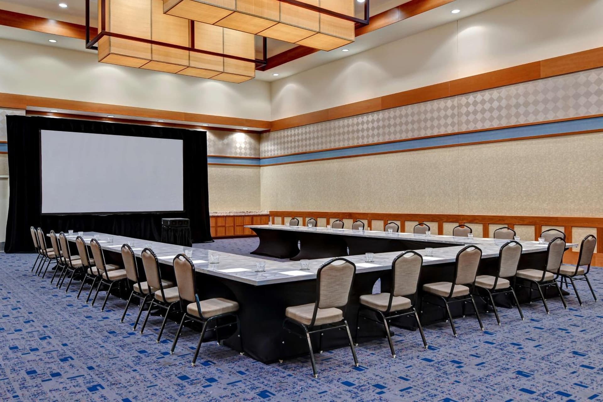 DoubleTree by Hilton Phoenix- Tempe gallery photo in Tempe, AZ — image 11
