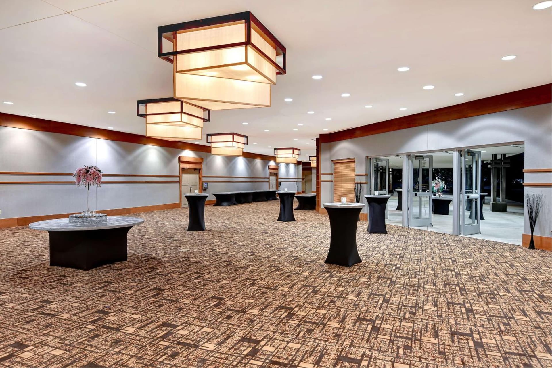 DoubleTree by Hilton Phoenix- Tempe gallery photo in Tempe, AZ — image 9