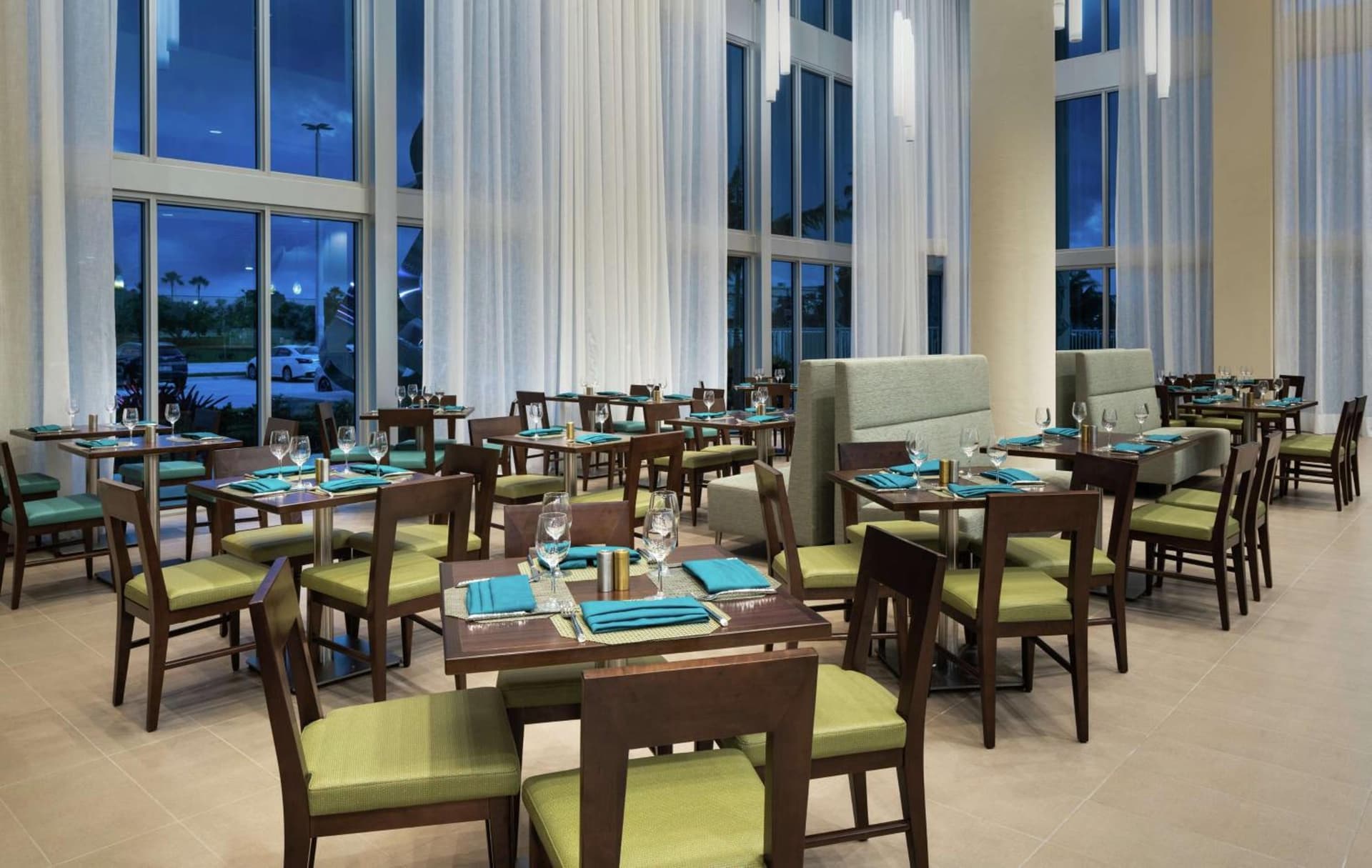 DoubleTree by Hilton Miami Doral gallery photo in Miami, FL — image 25
