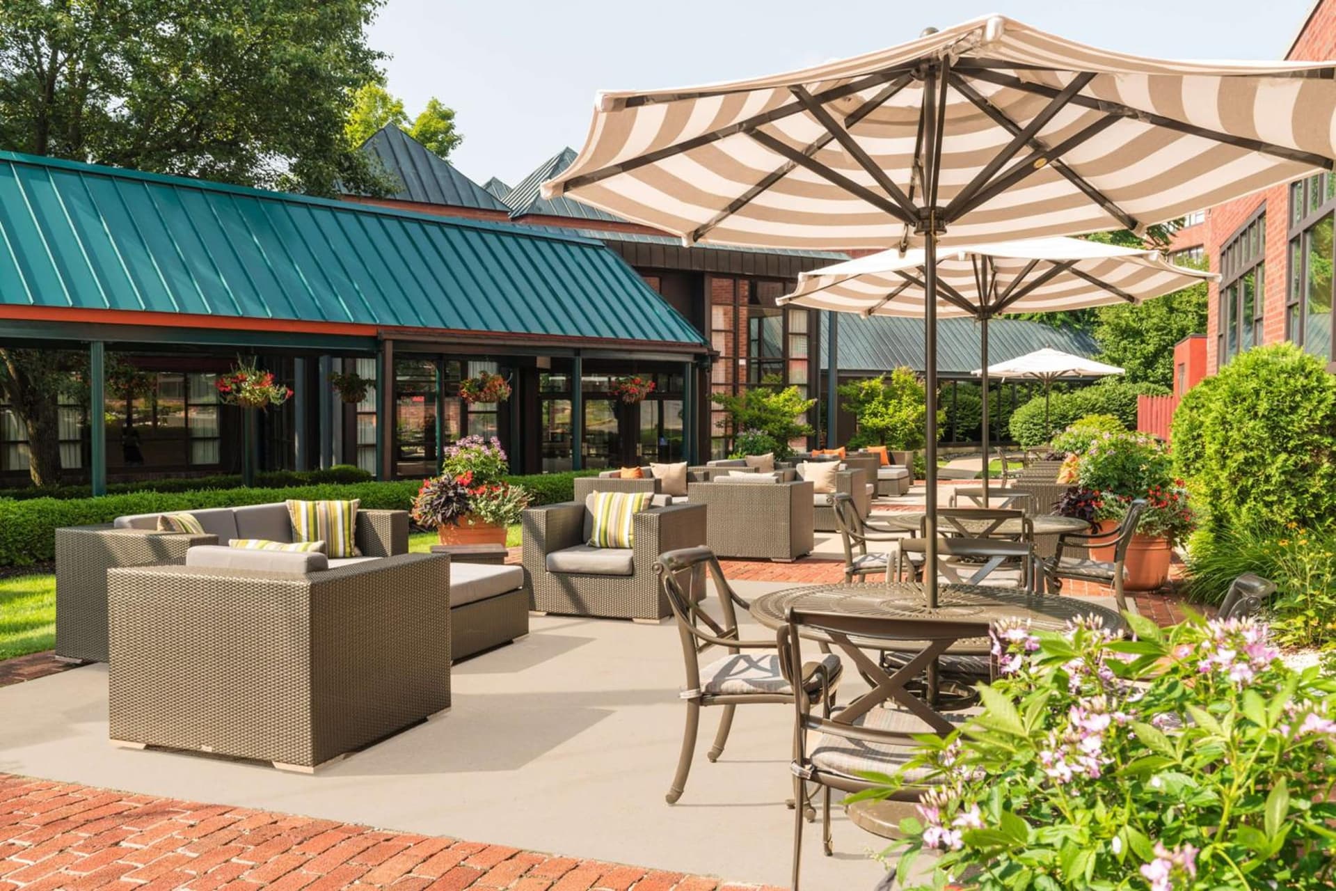 The Saratoga Hilton interior in Saratoga Springs, NY — gallery photo 2