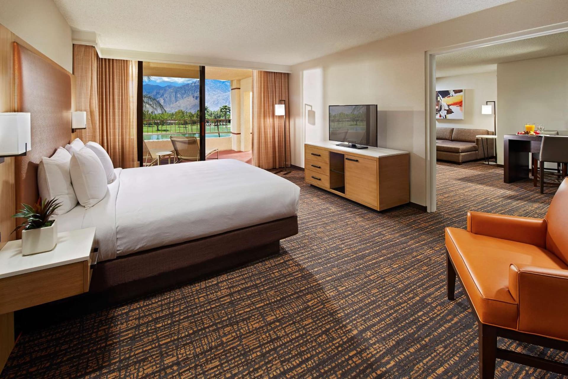 DoubleTree by Hilton Golf Resort Palm Springs property views in Cathedral City, CA — gallery photo 3