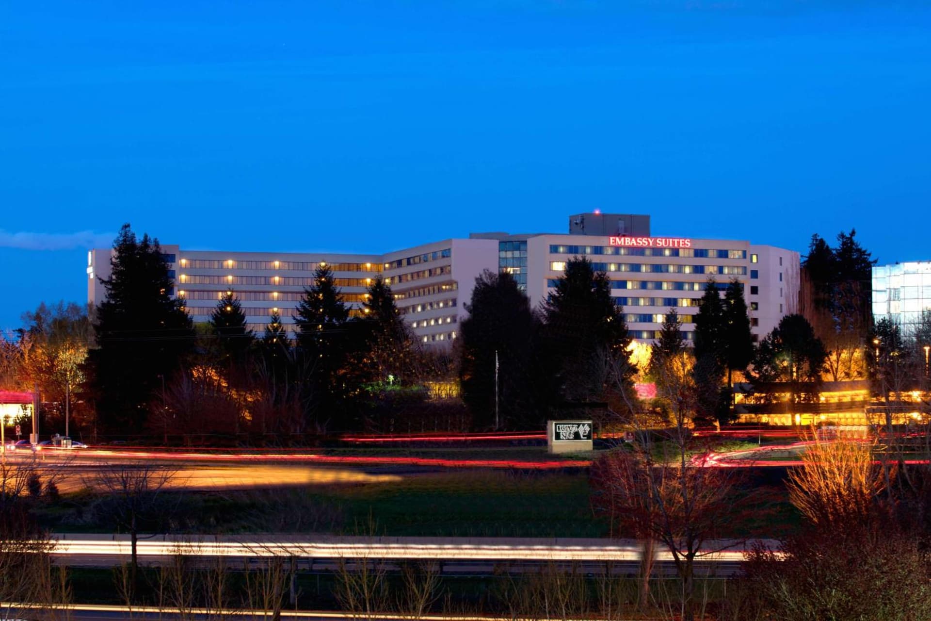 Embassy Suites by Hilton Portland Tigard gallery photo in Tigard, OR — image 68