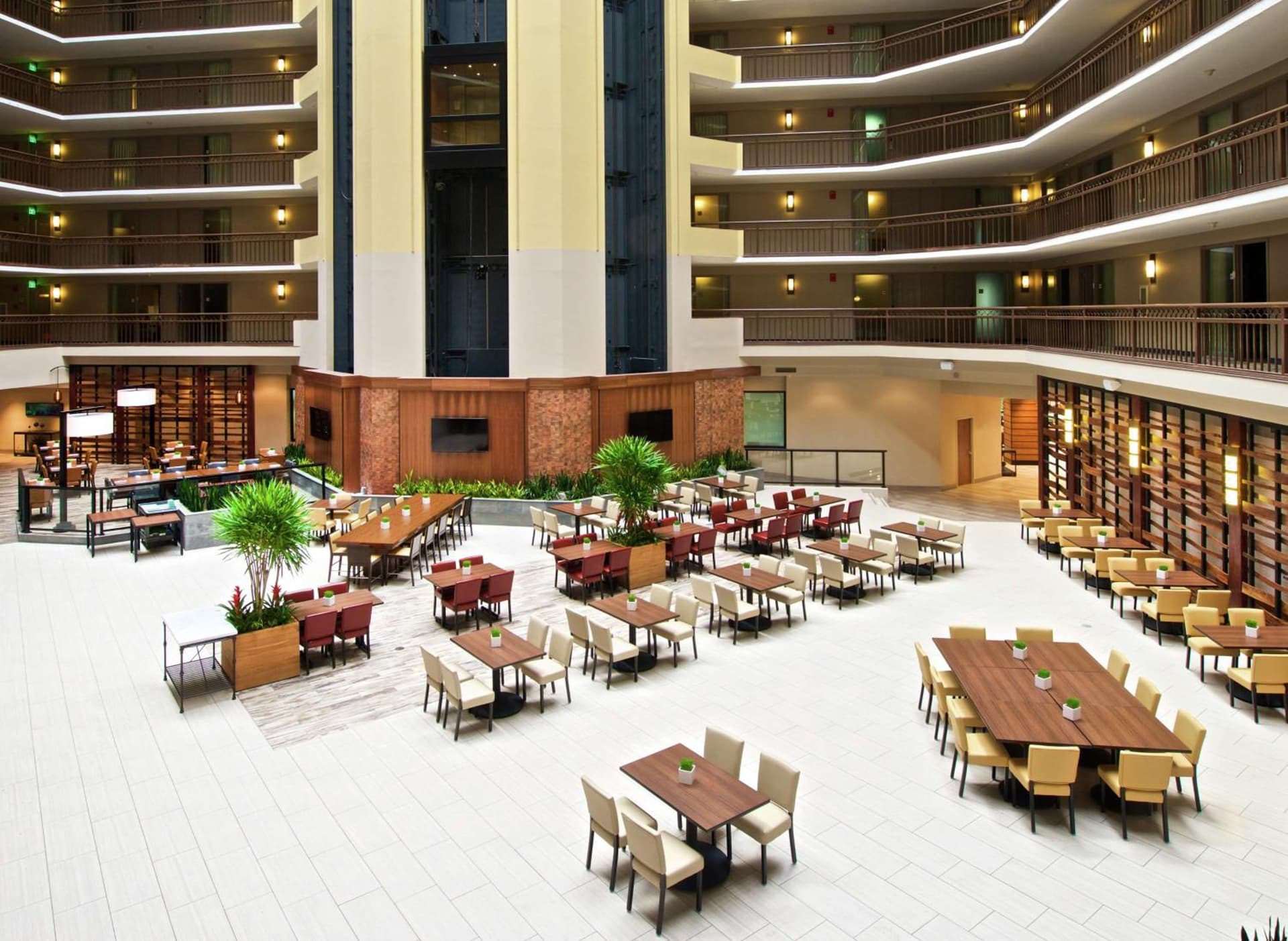 Embassy Suites by Hilton Portland Tigard gallery photo in Tigard, OR — image 63