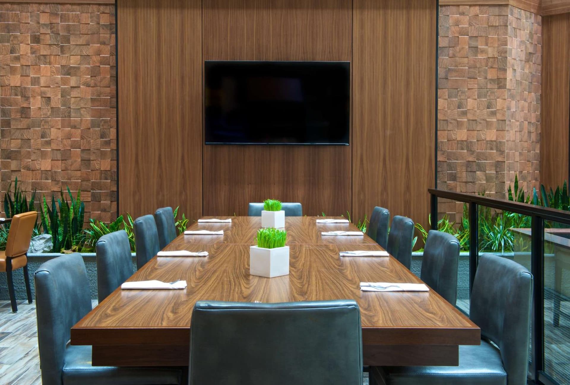 Embassy Suites by Hilton Portland Tigard gallery photo in Tigard, OR — image 22
