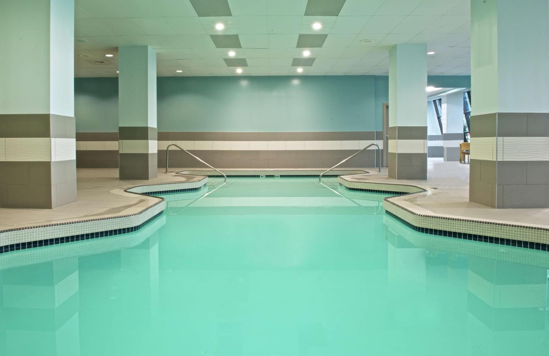 Embassy Suites by Hilton Portland Tigard interior in Tigard, OR — gallery photo 2