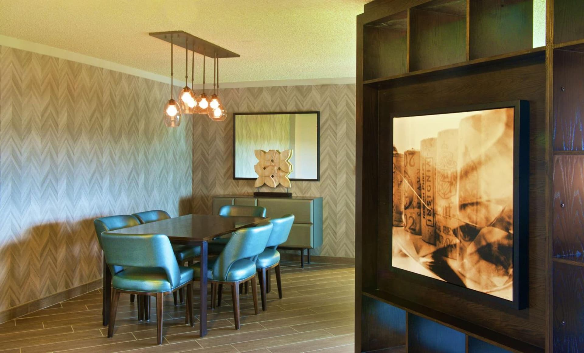 Embassy Suites by Hilton Portland Tigard gallery photo in Tigard, OR — image 82