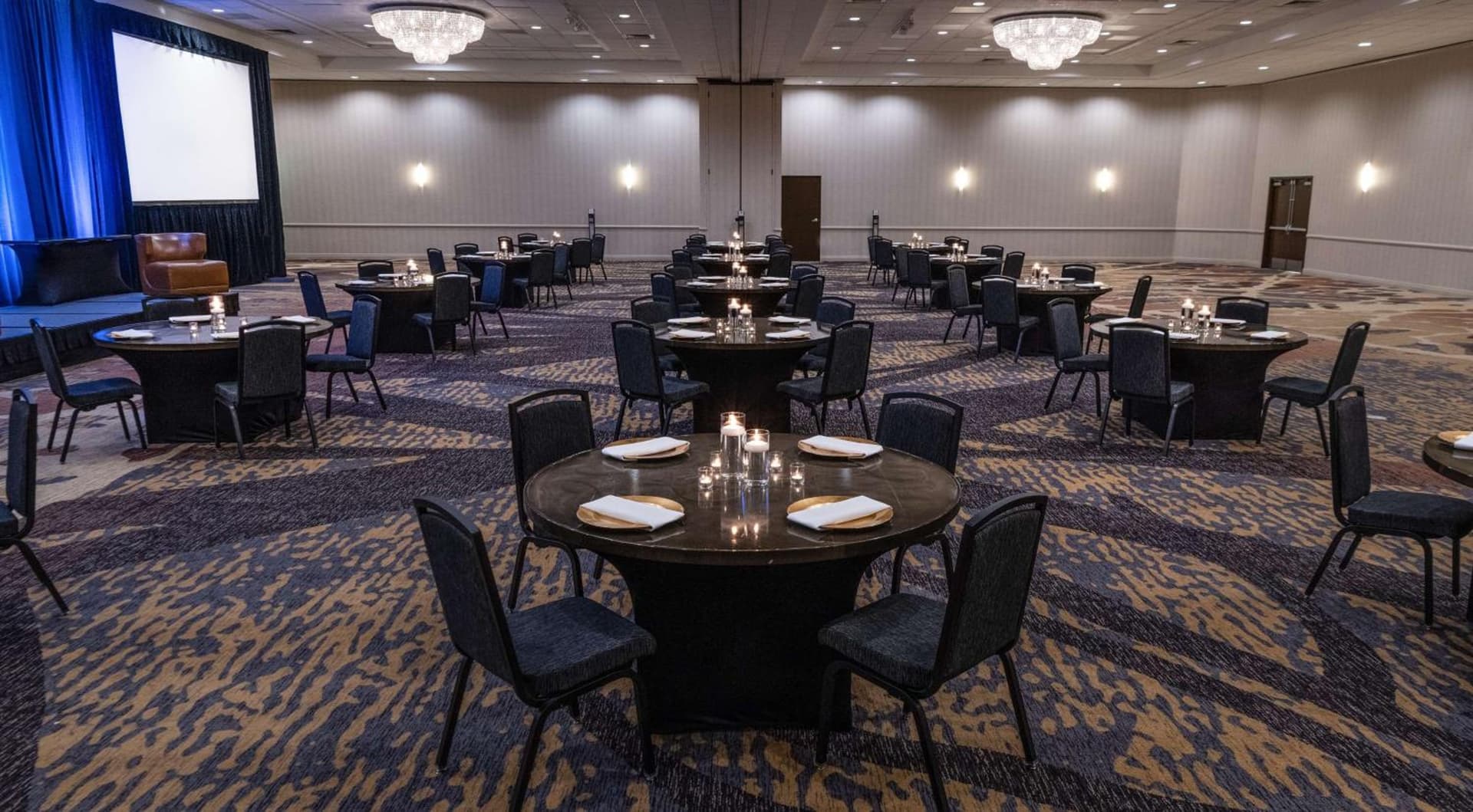 Embassy Suites by Hilton Portland Tigard gallery photo in Tigard, OR — image 70