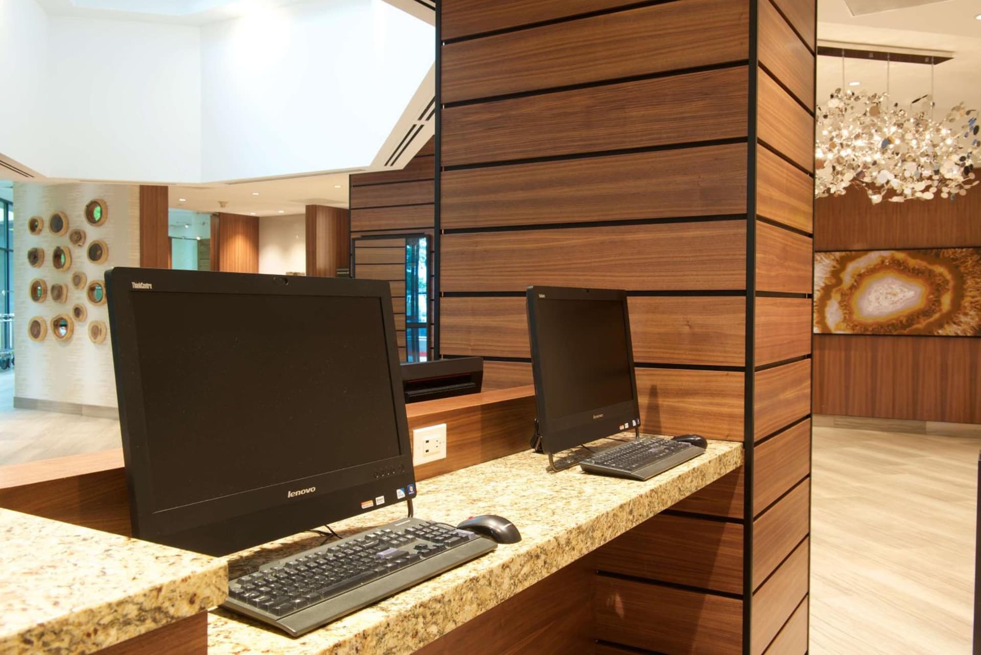 Embassy Suites by Hilton Portland Tigard gallery photo in Tigard, OR — image 25