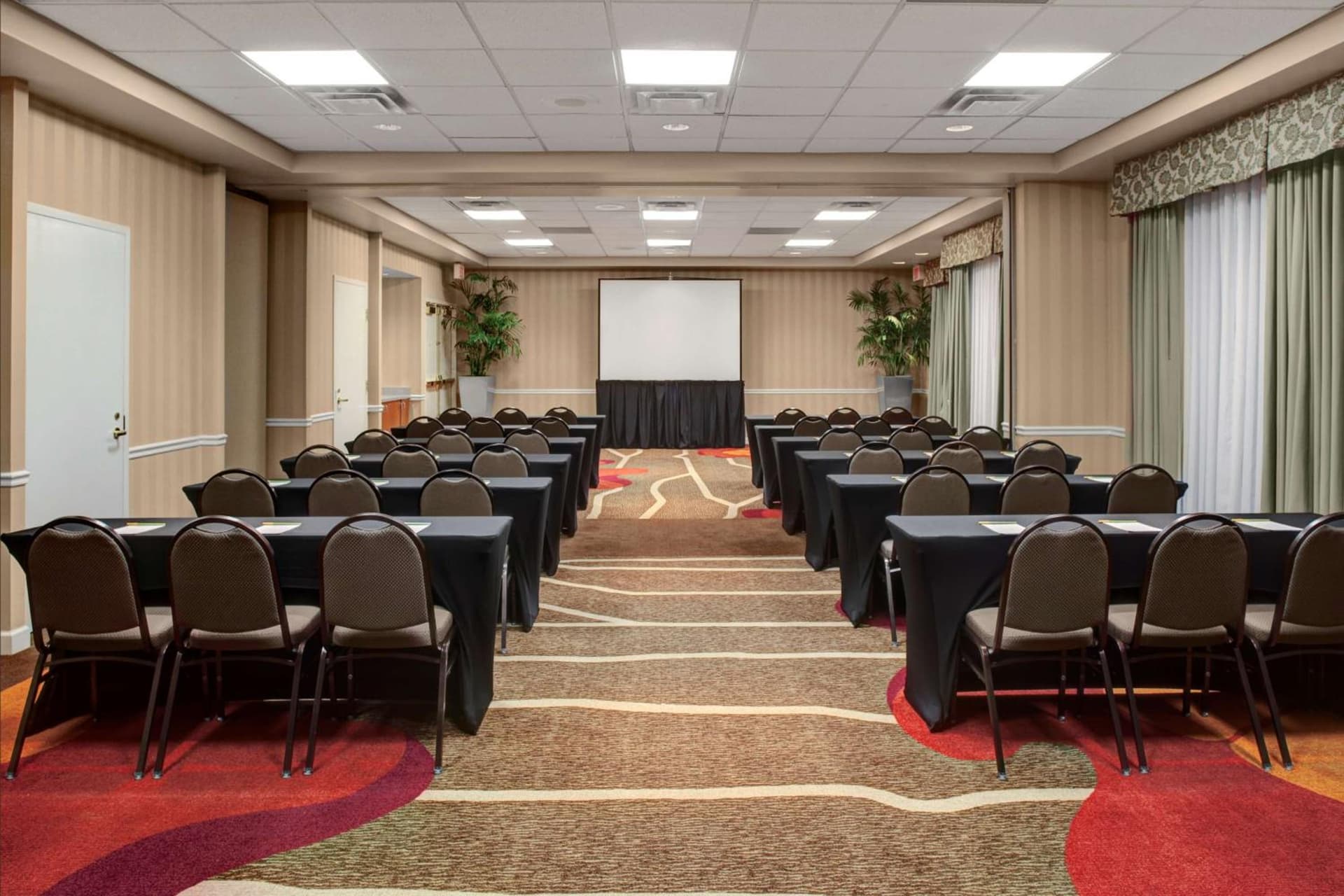 Hilton Garden Inn Atlanta North/Alpharetta gallery photo in Alpharetta, GA — image 47