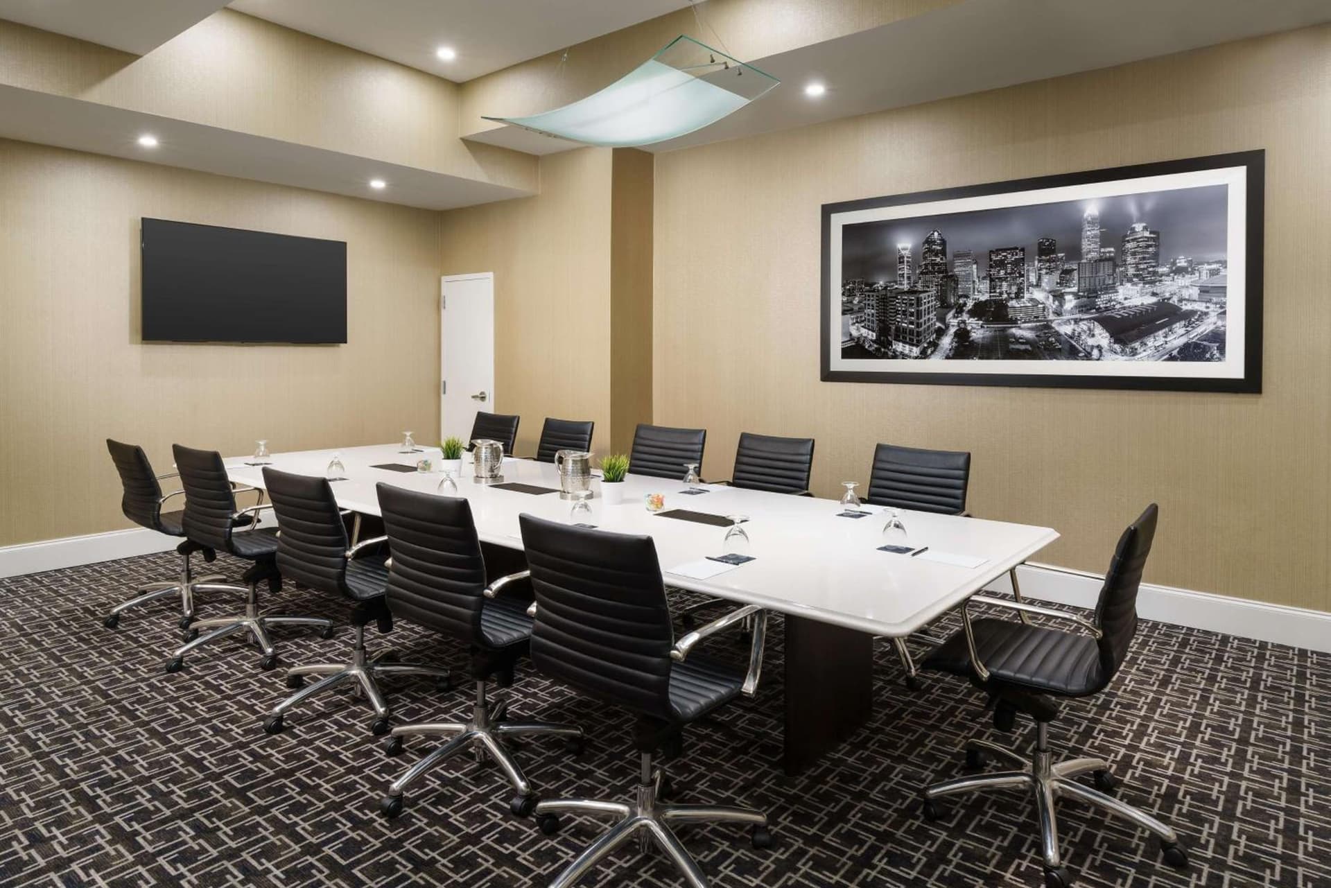 Hilton Charlotte University Place gallery photo in Charlotte, NC — image 12