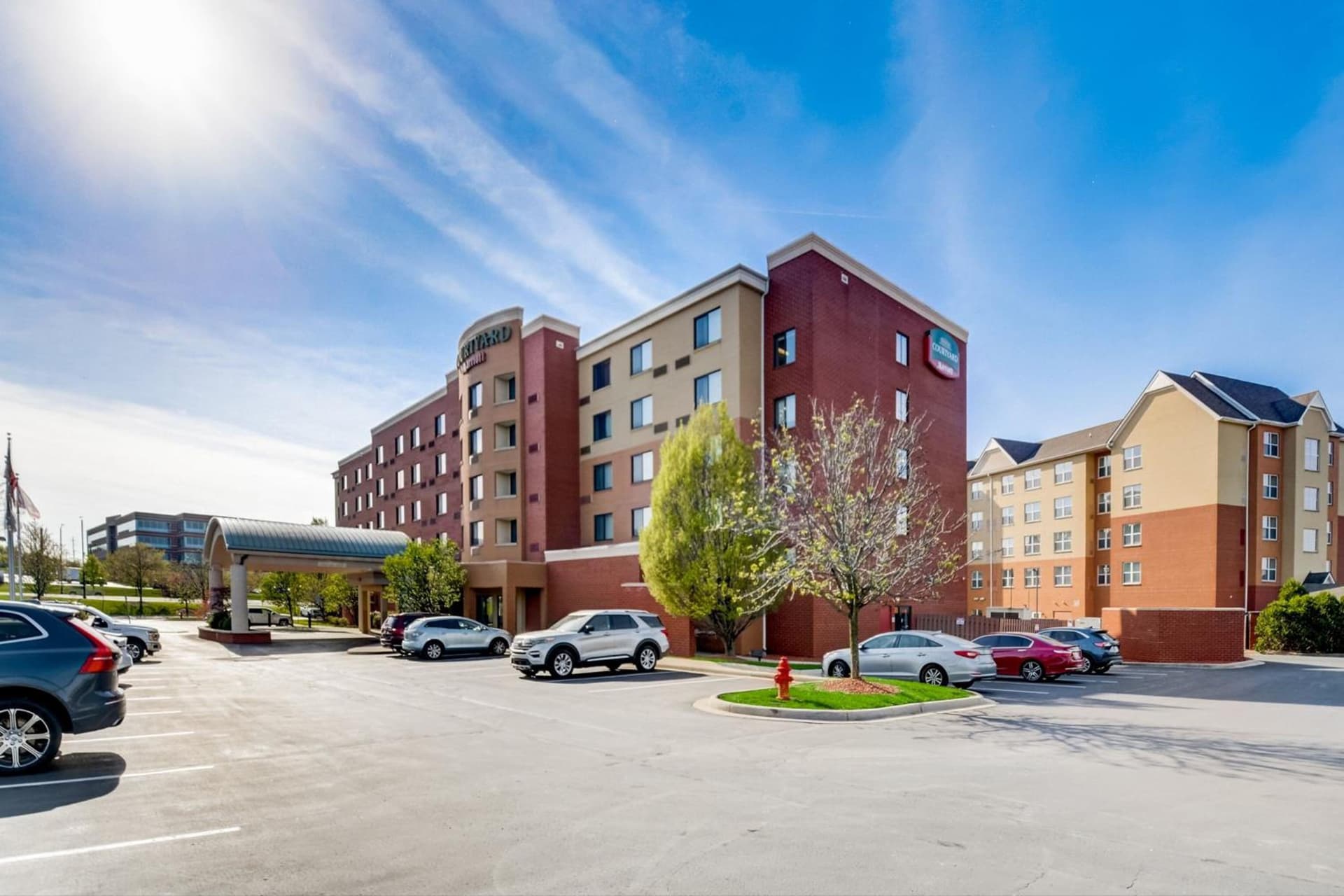Courtyard Cincinnati North at Union Centre featured exterior or lobby in West Chester, OH — similar hotel