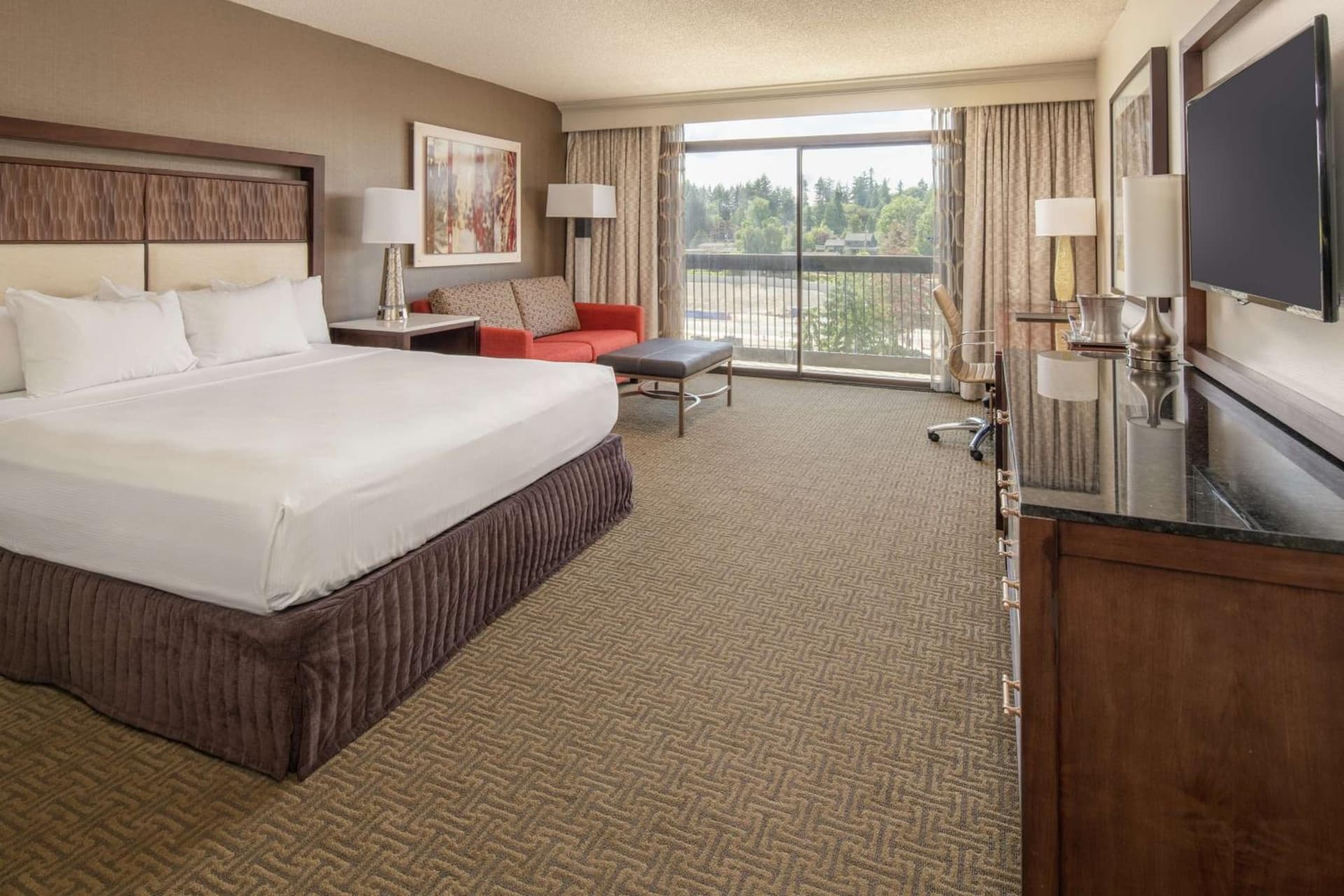 Hilton Bellevue gallery photo in Bellevue, WA — image 44