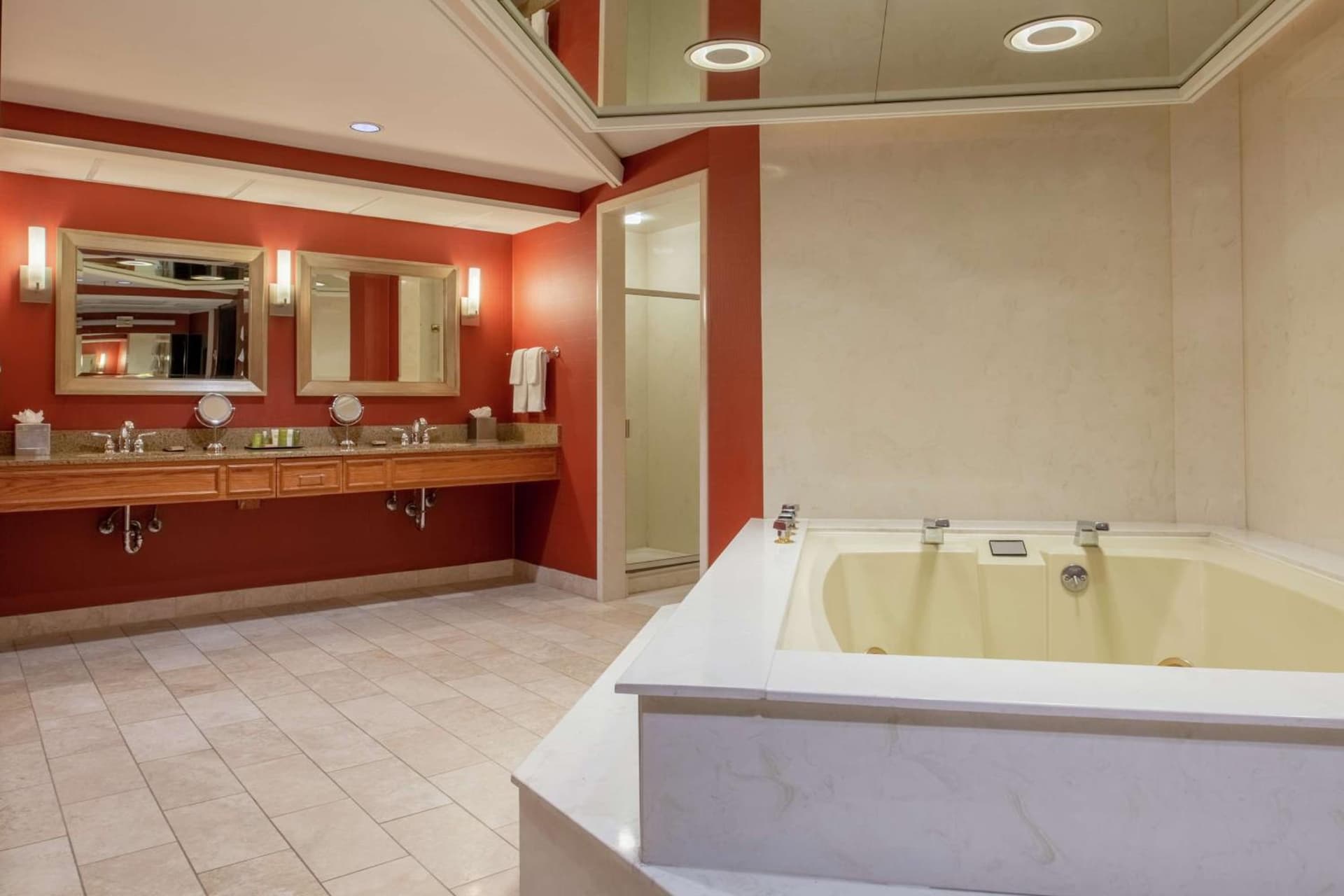 Hilton Bellevue gallery photo in Bellevue, WA — image 15