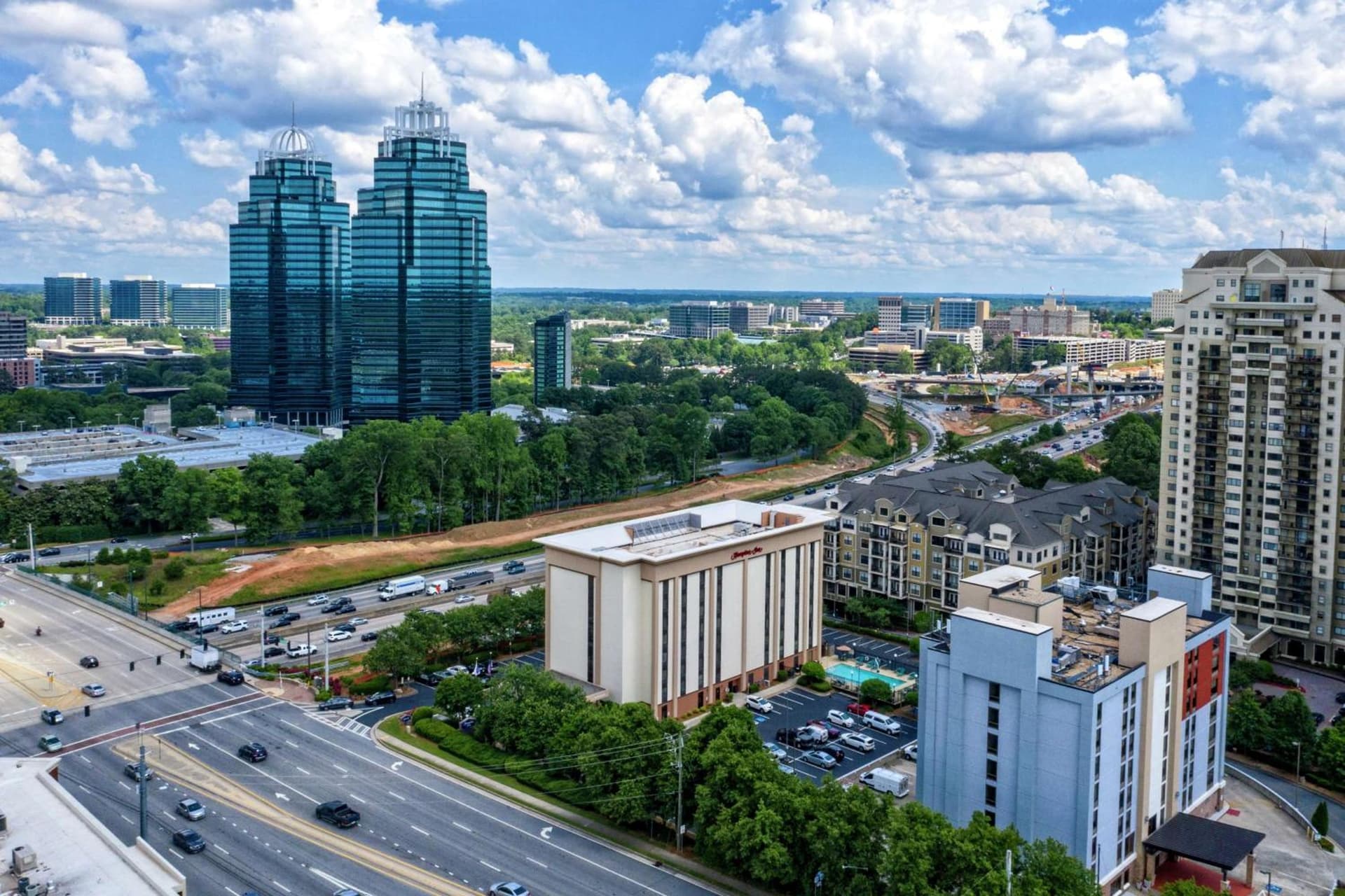 Hampton Inn Atlanta Perimeter Center interior in Atlanta, GA — gallery photo 2