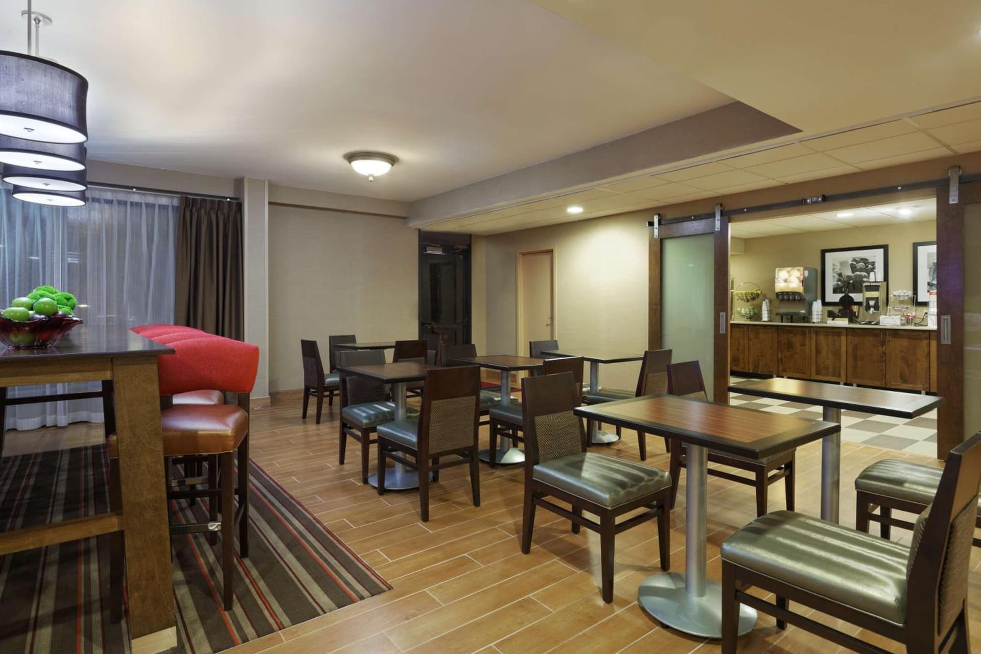 Hampton Inn Raleigh Cary gallery photo in Cary, NC — image 20