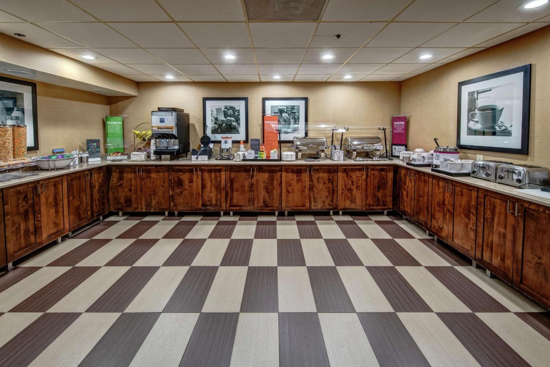 Hampton Inn Raleigh Cary gallery photo in Cary, NC — image 4