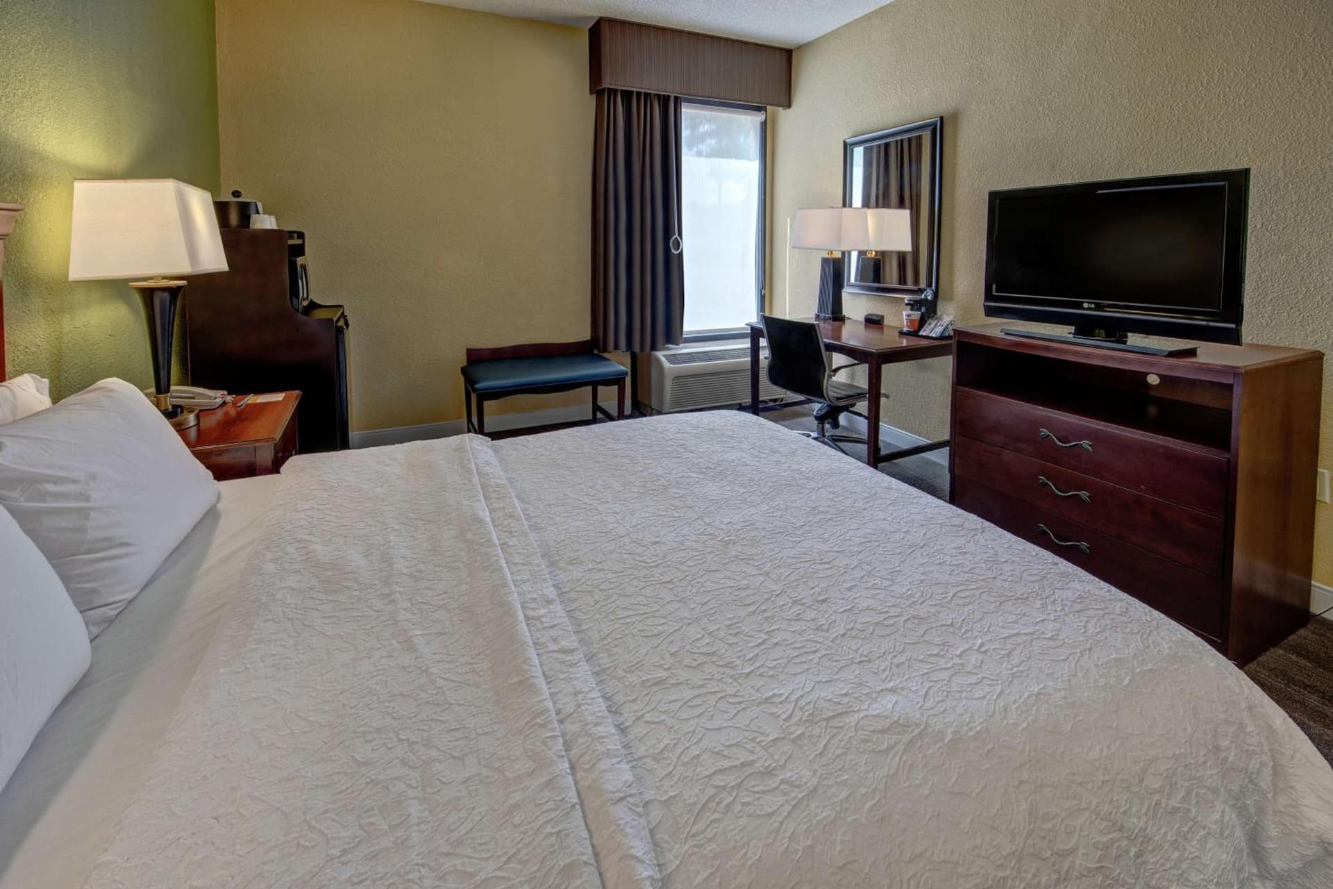 Hampton Inn Raleigh Cary gallery photo in Cary, NC — image 17