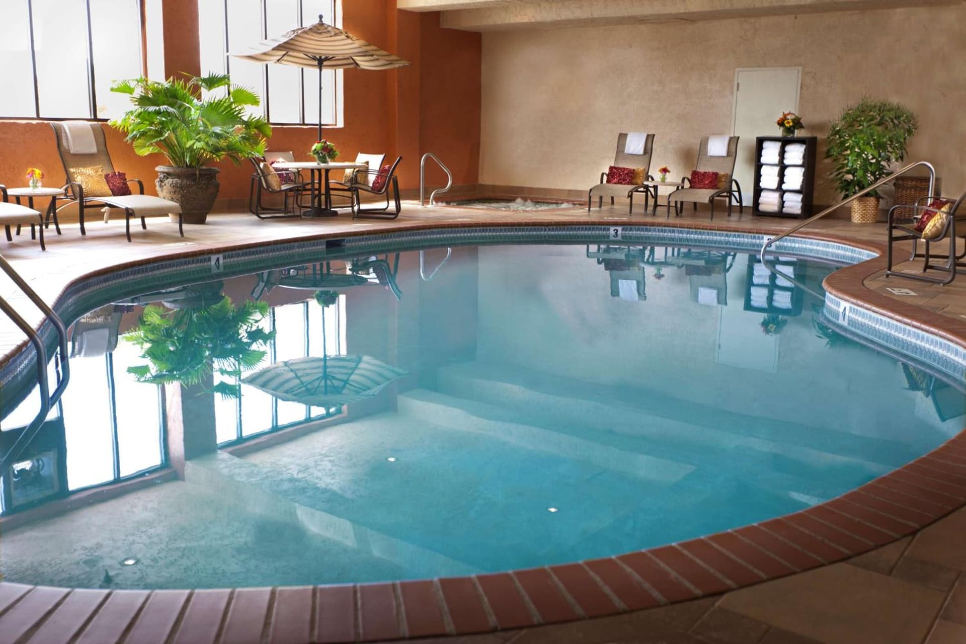 Embassy Suites Lubbock gallery photo in Lubbock, TX — image 12