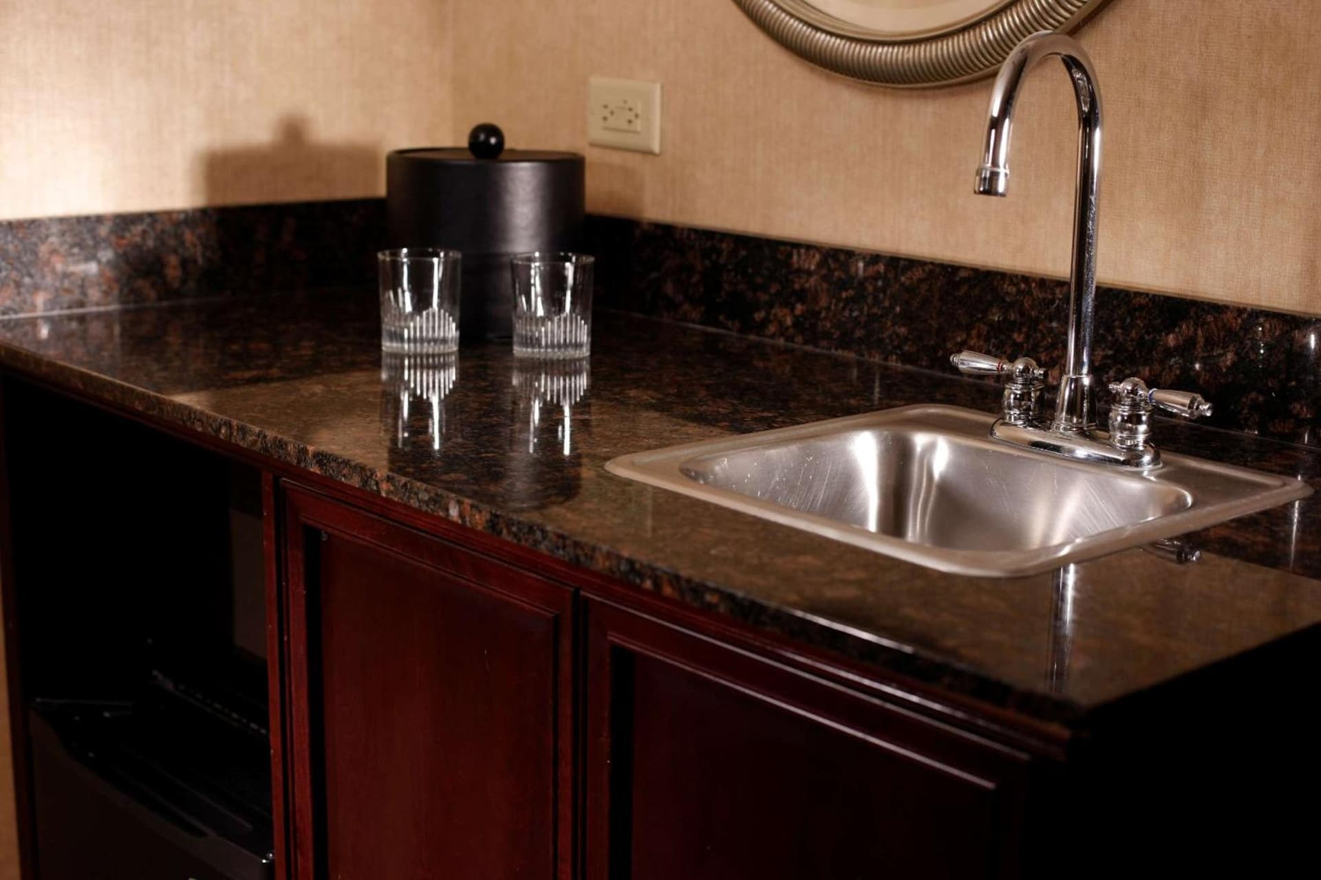 Embassy Suites Lubbock gallery photo in Lubbock, TX — image 14
