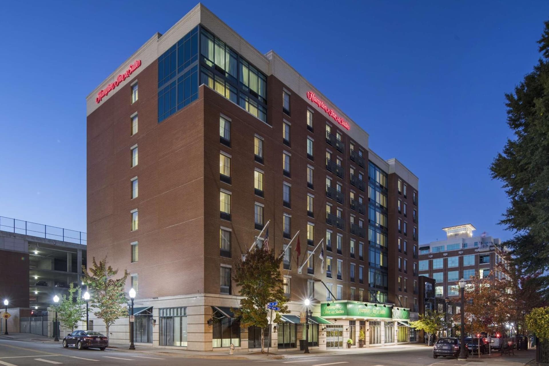 Hampton Inn & Suites Little Rock-Downtown interior in Little Rock, AR — gallery photo 2