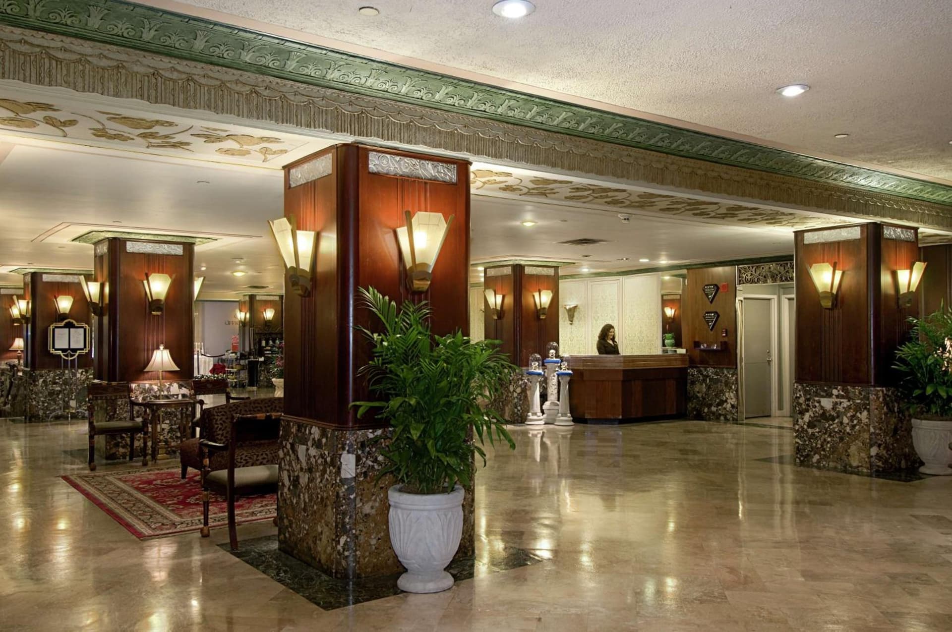 Hilton Cincinnati Netherland Plaza interior in Cincinnati, OH — gallery photo 2